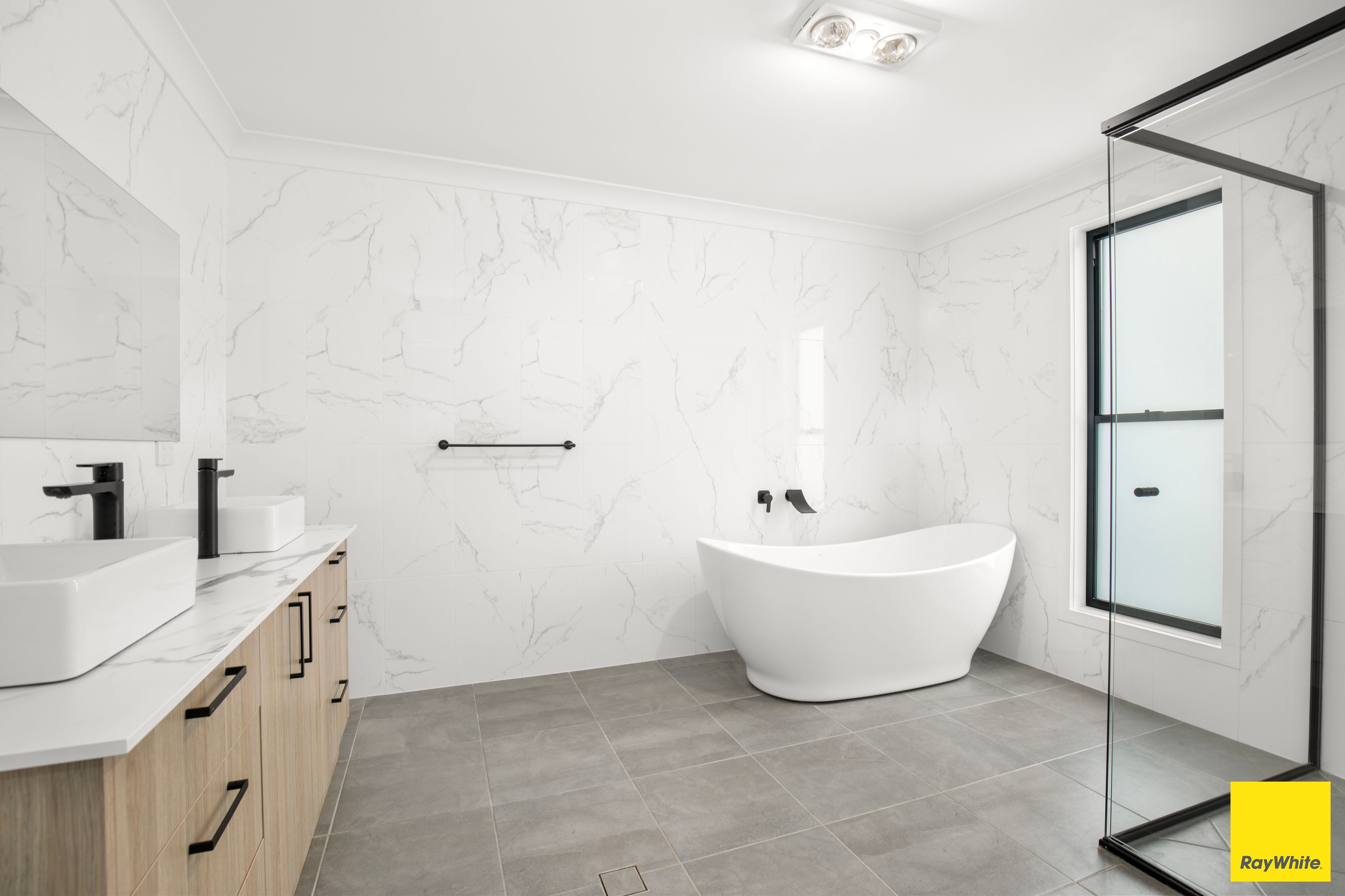 36 Hewitt Road — photo 9 of 12