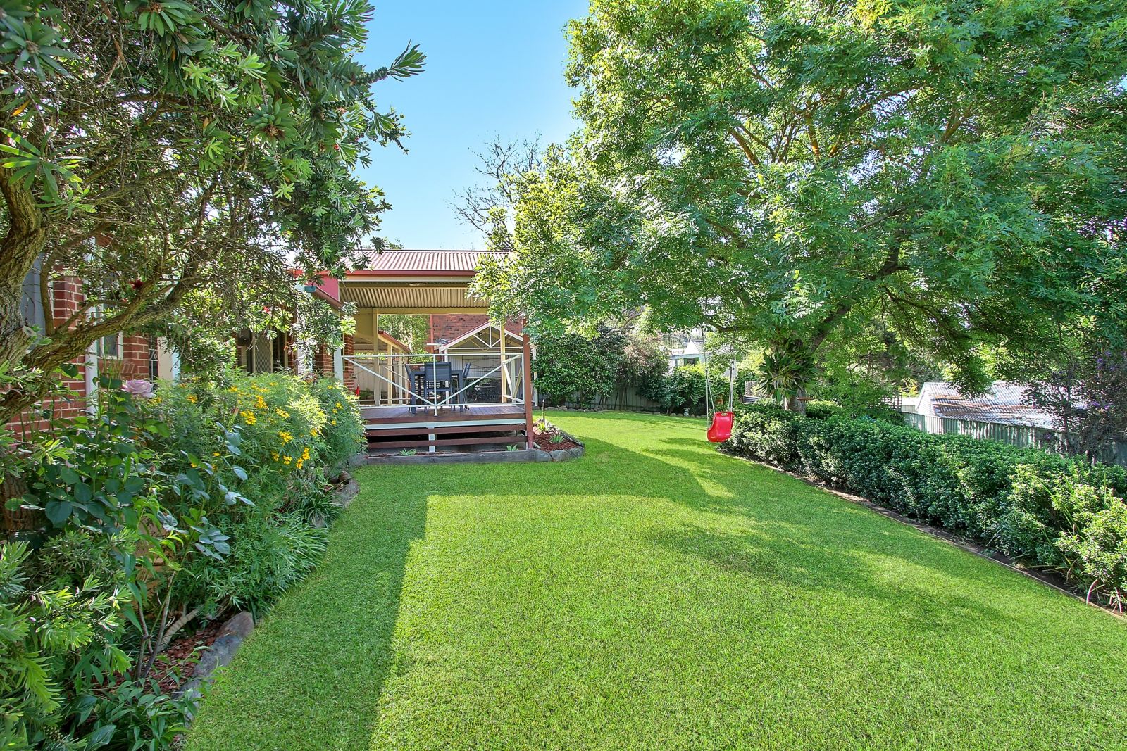 402 Halehaven Crescent, Lavington, NSW 2641