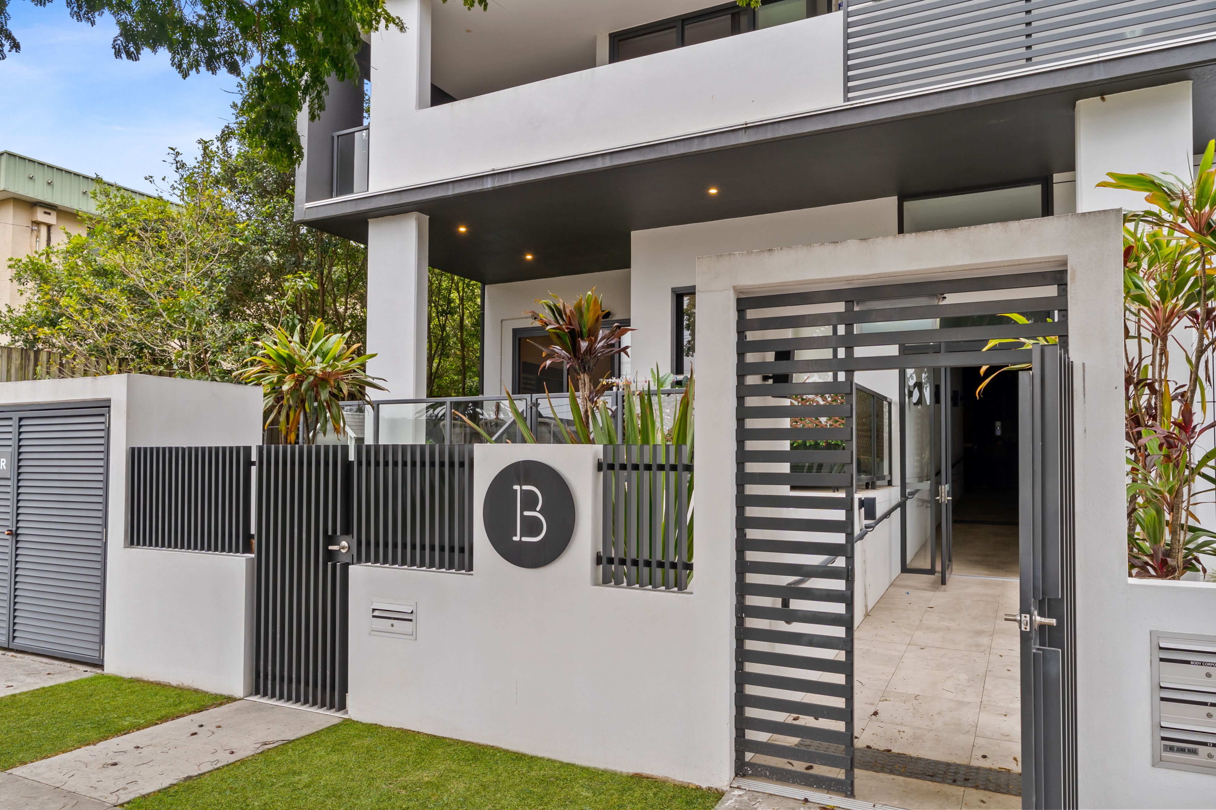 1/158 Norman Avenue — photo from Ray White Beenleigh