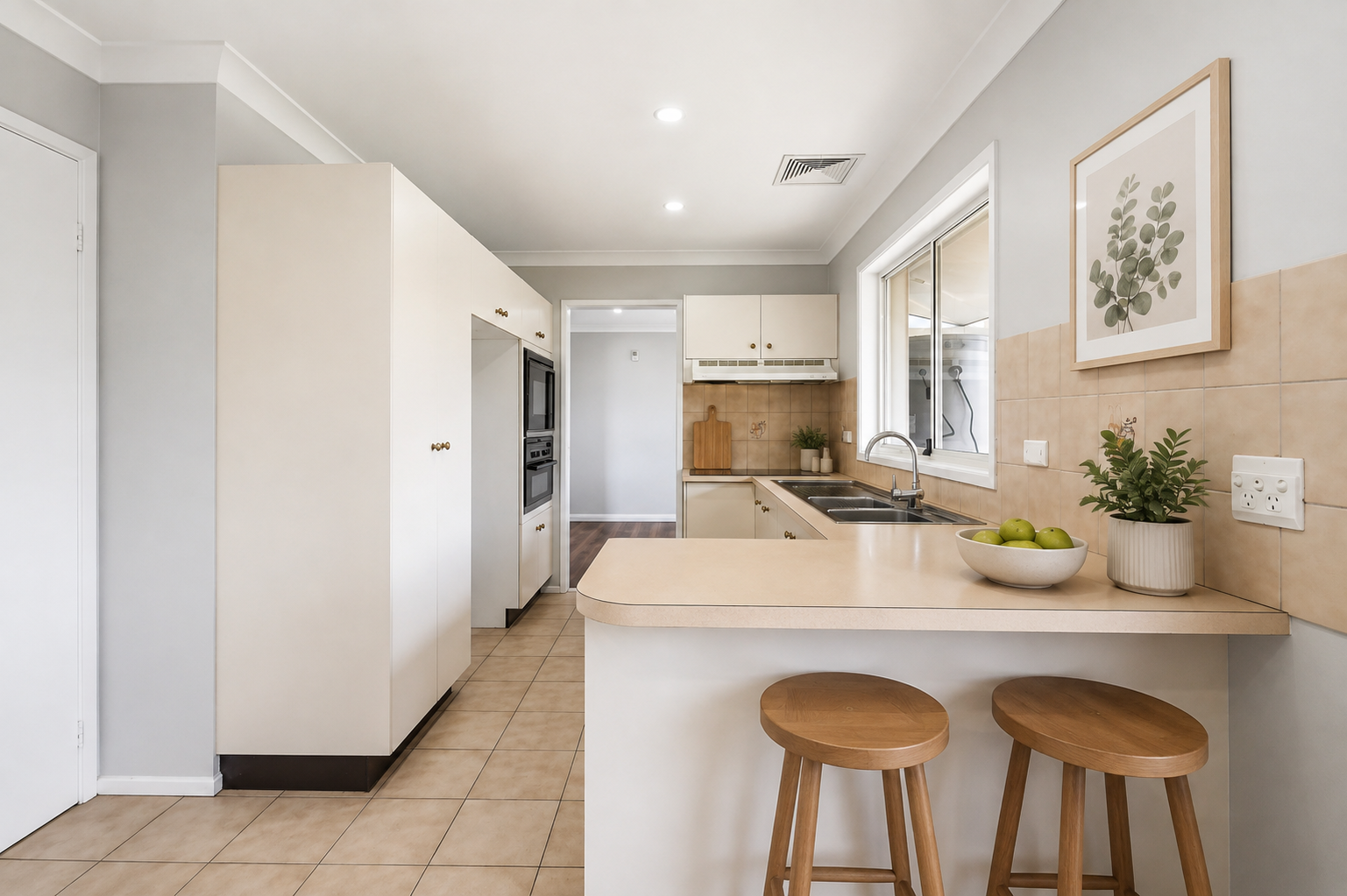 5 Terrigal Street — photo 9 of 14