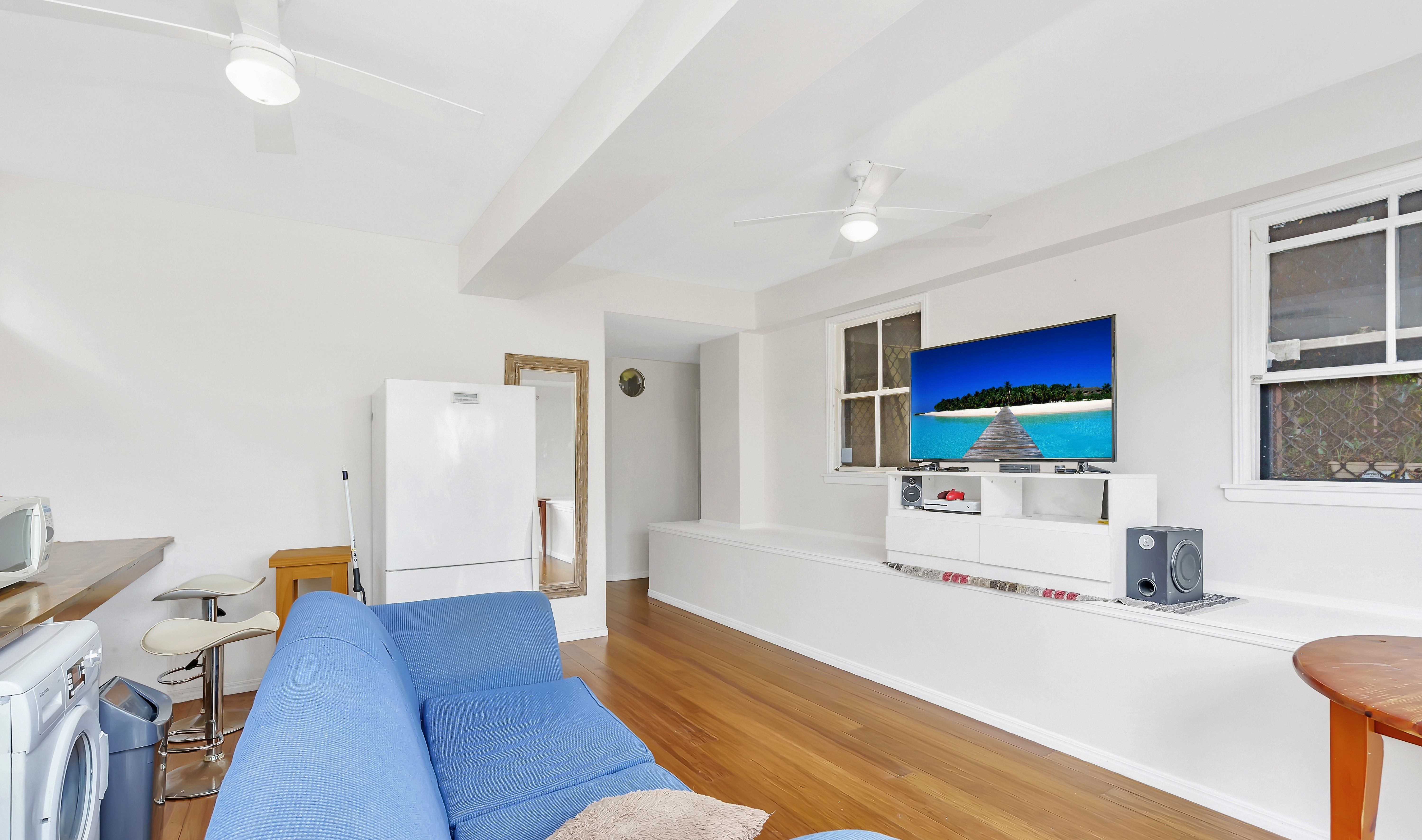 9 Enid Avenue, Southport, QLD 4215