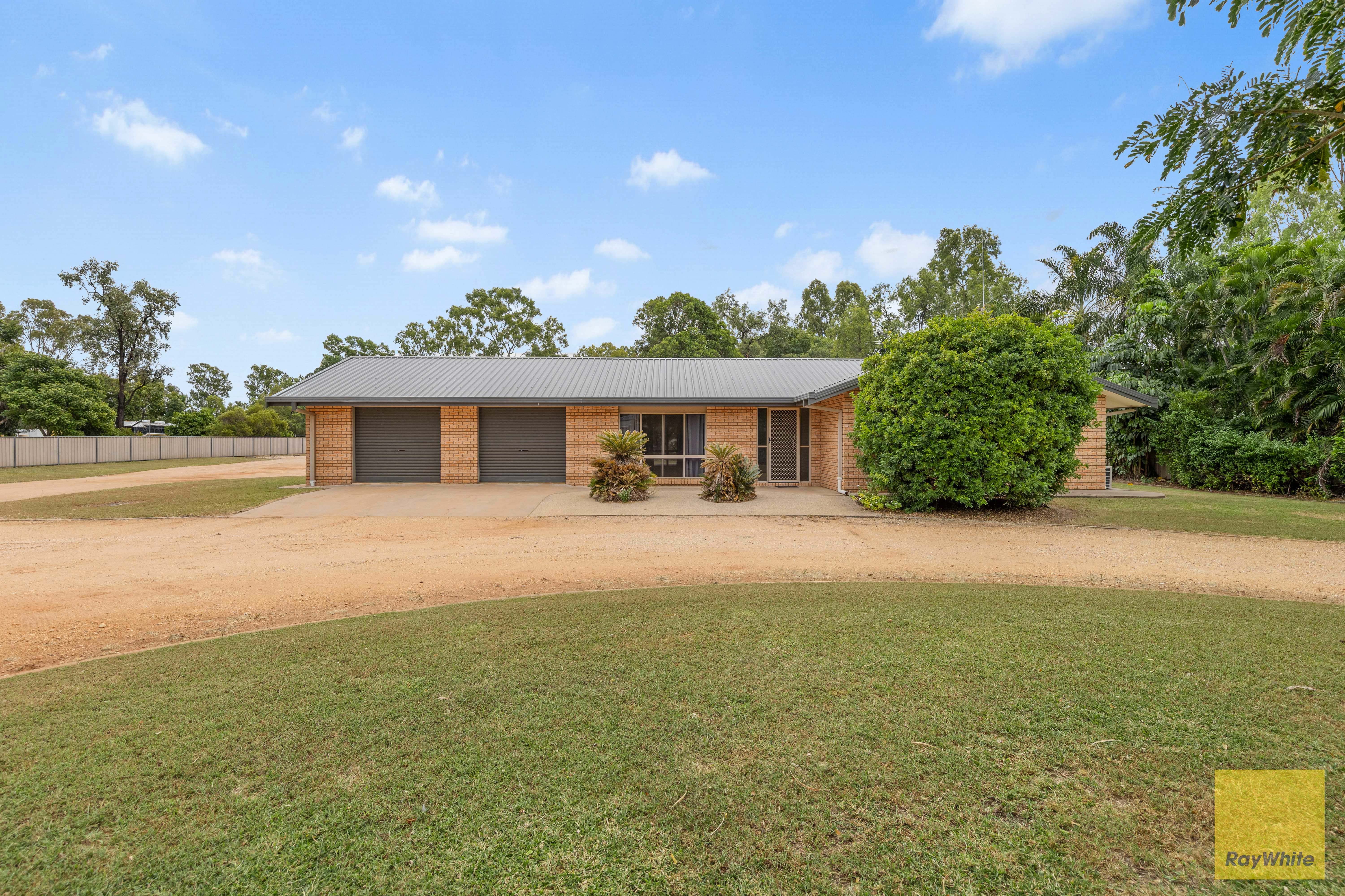 37 Slack Drive, Emerald, QLD 4720