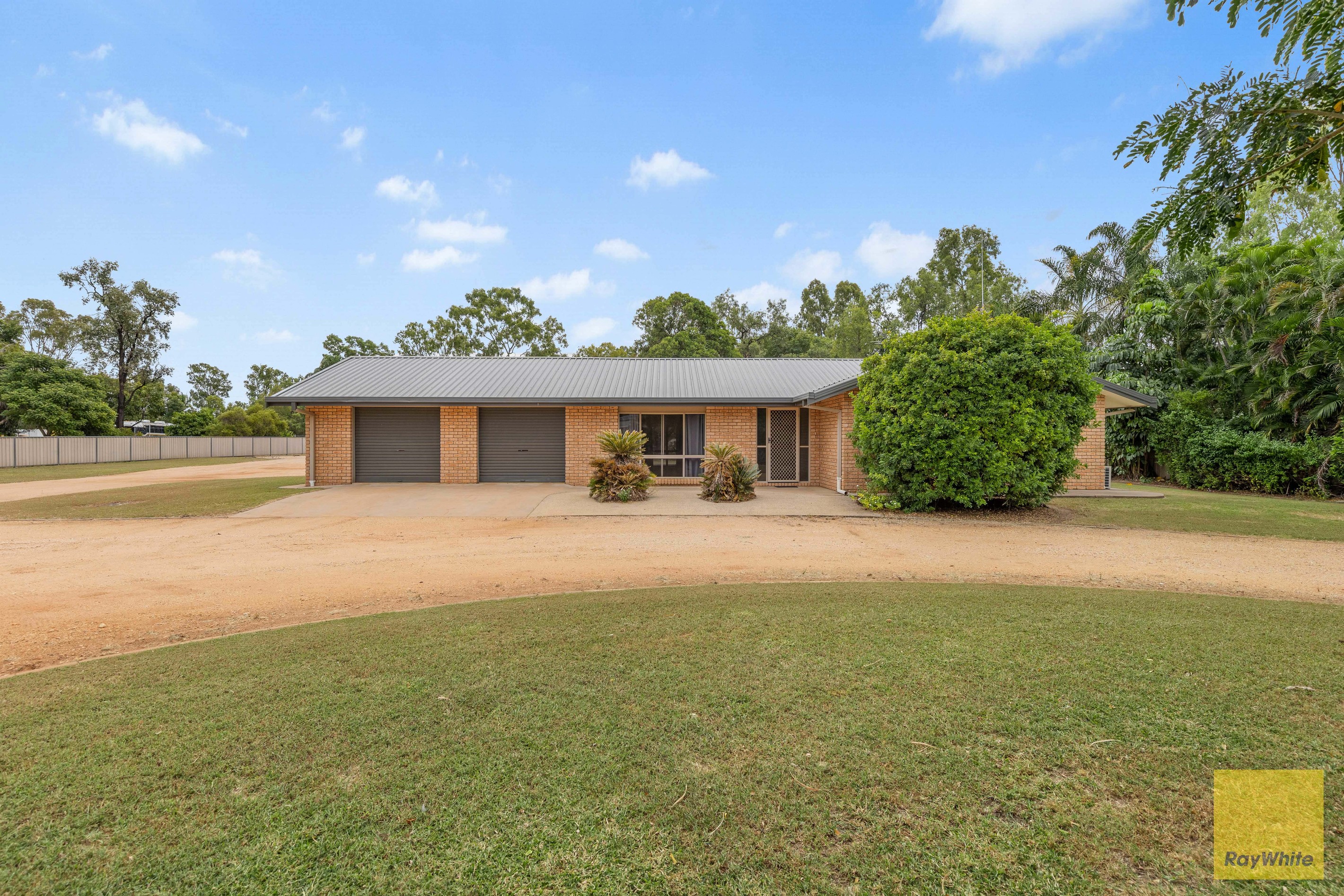 37 Slack Drive, Emerald, QLD 4720