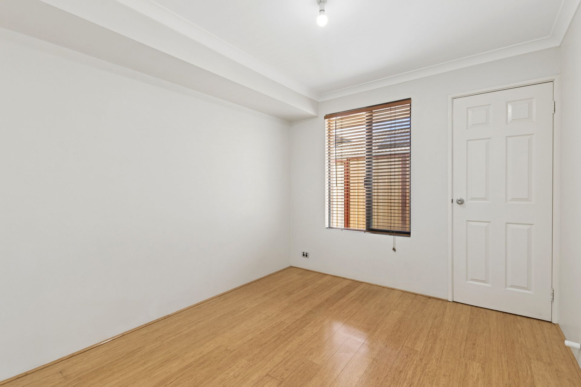 187 Bishopsgate Street — photo 18 of 27