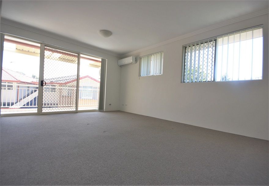 25/221A Waterworth Drive, Mount Annan, NSW 2567