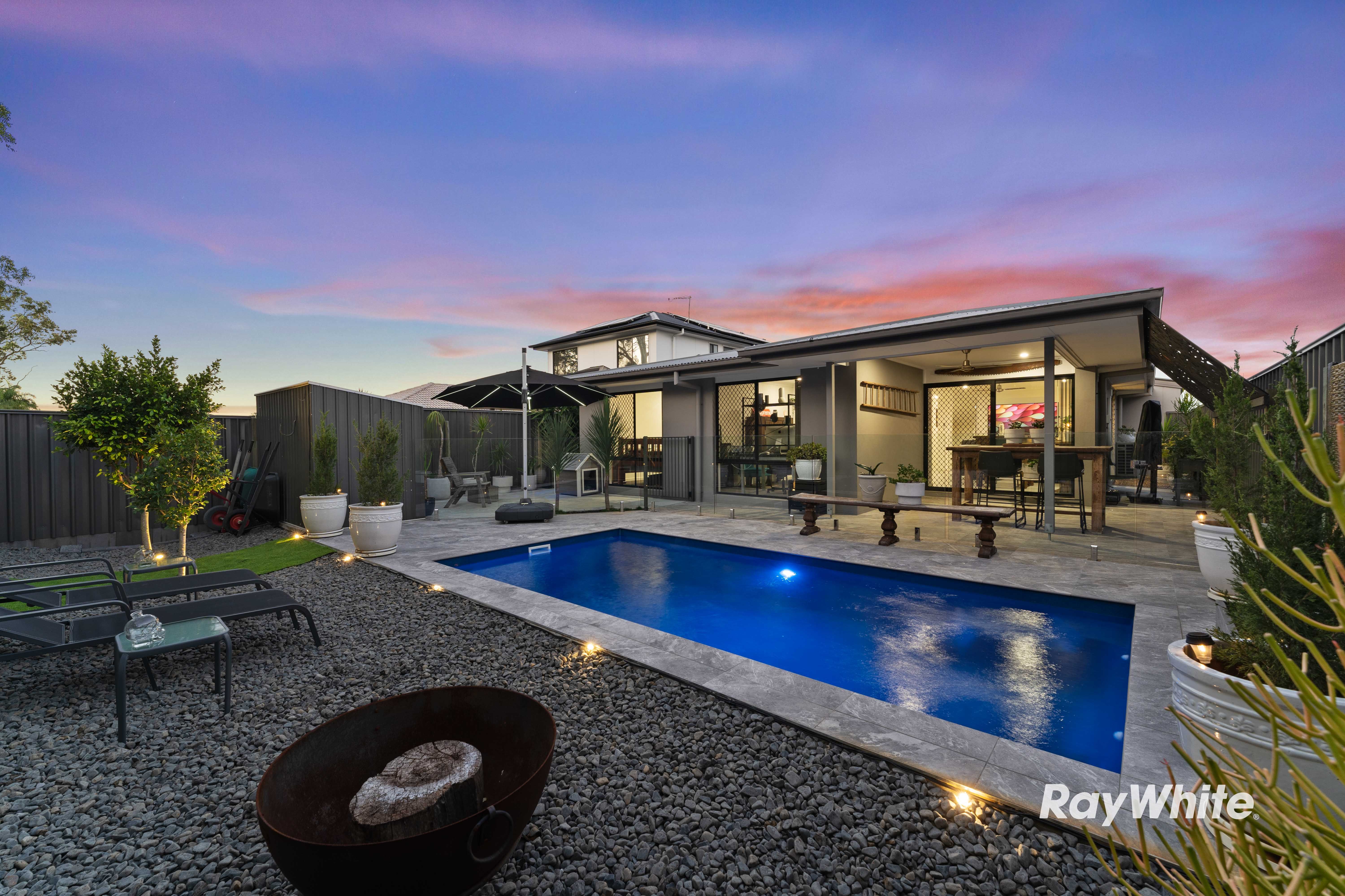35 Weedbrook Street, Park Ridge, QLD 4125