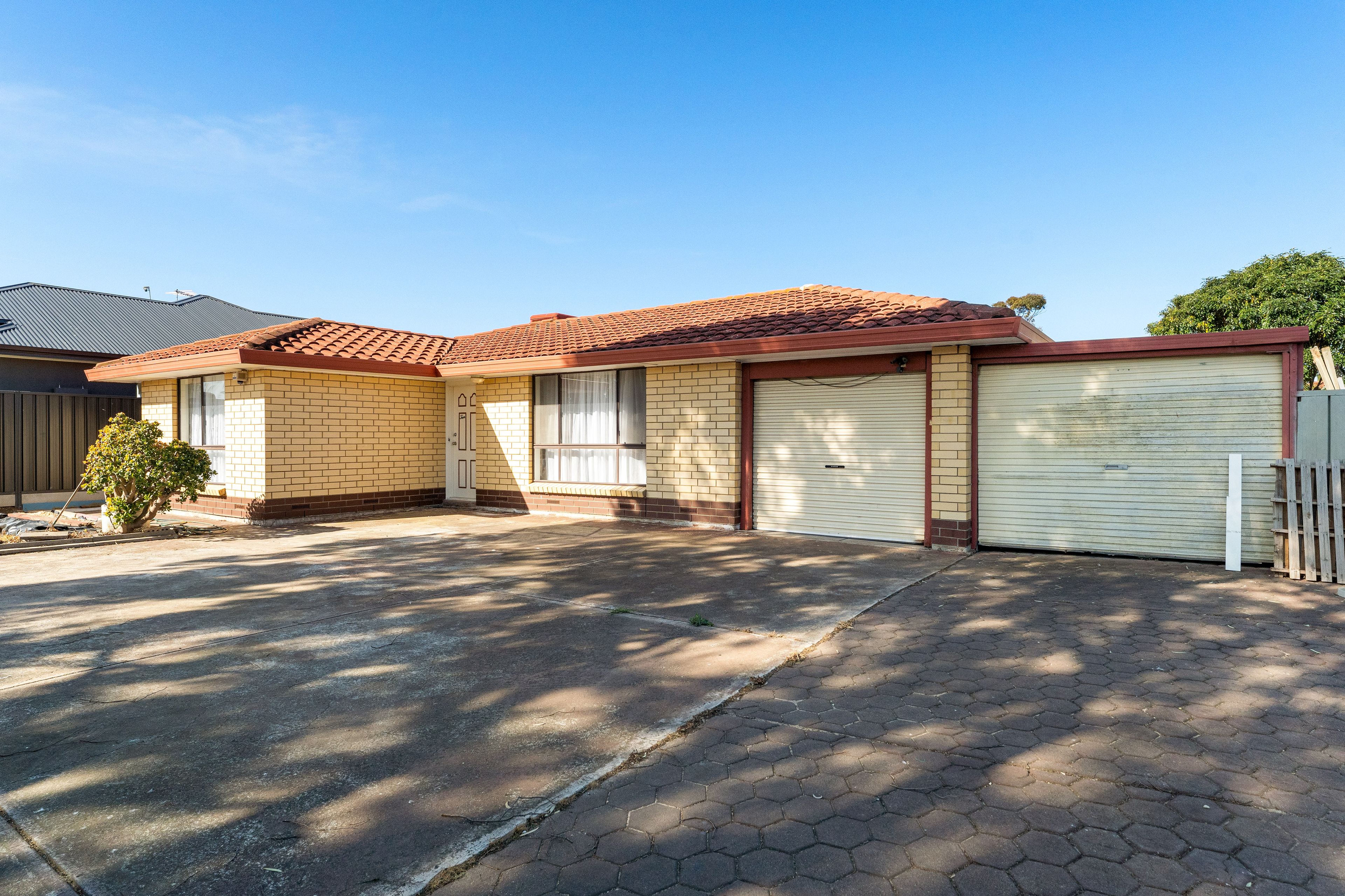 10 Alan Crescent — photo from Ray White St Peters