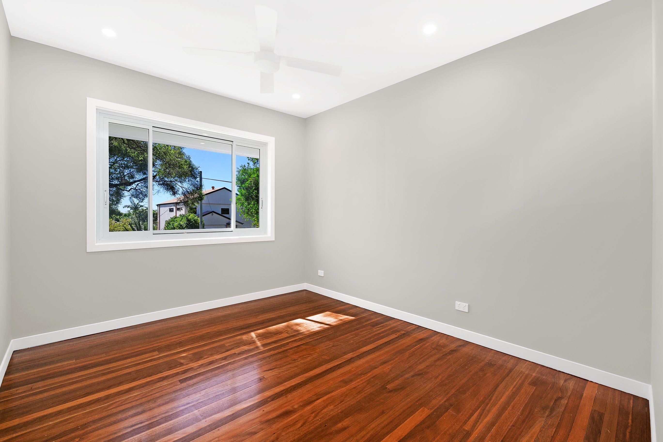 600 Robinson Road — photo 8 of 15