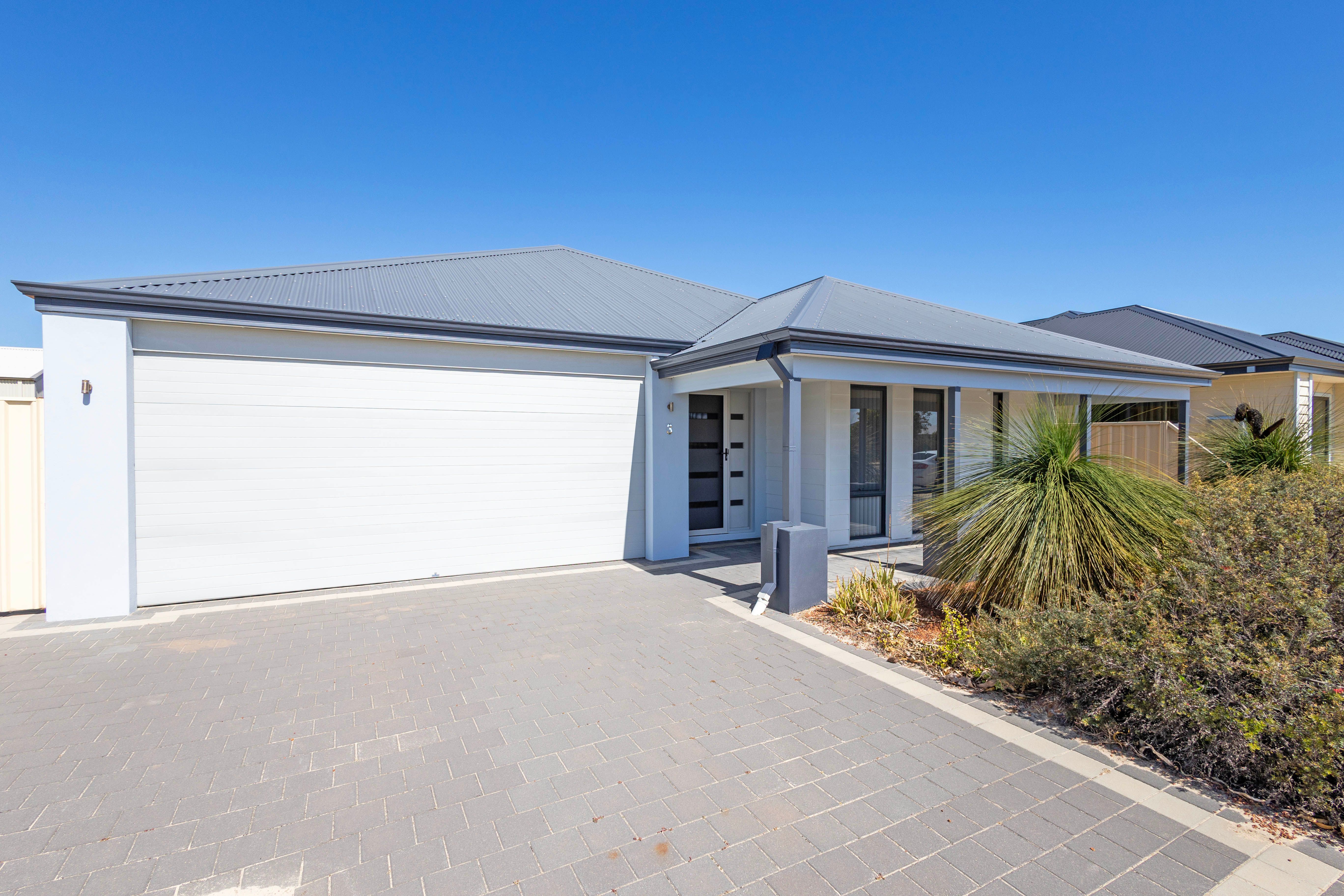 3 Byron Drive , Jurien Bay WA 6516