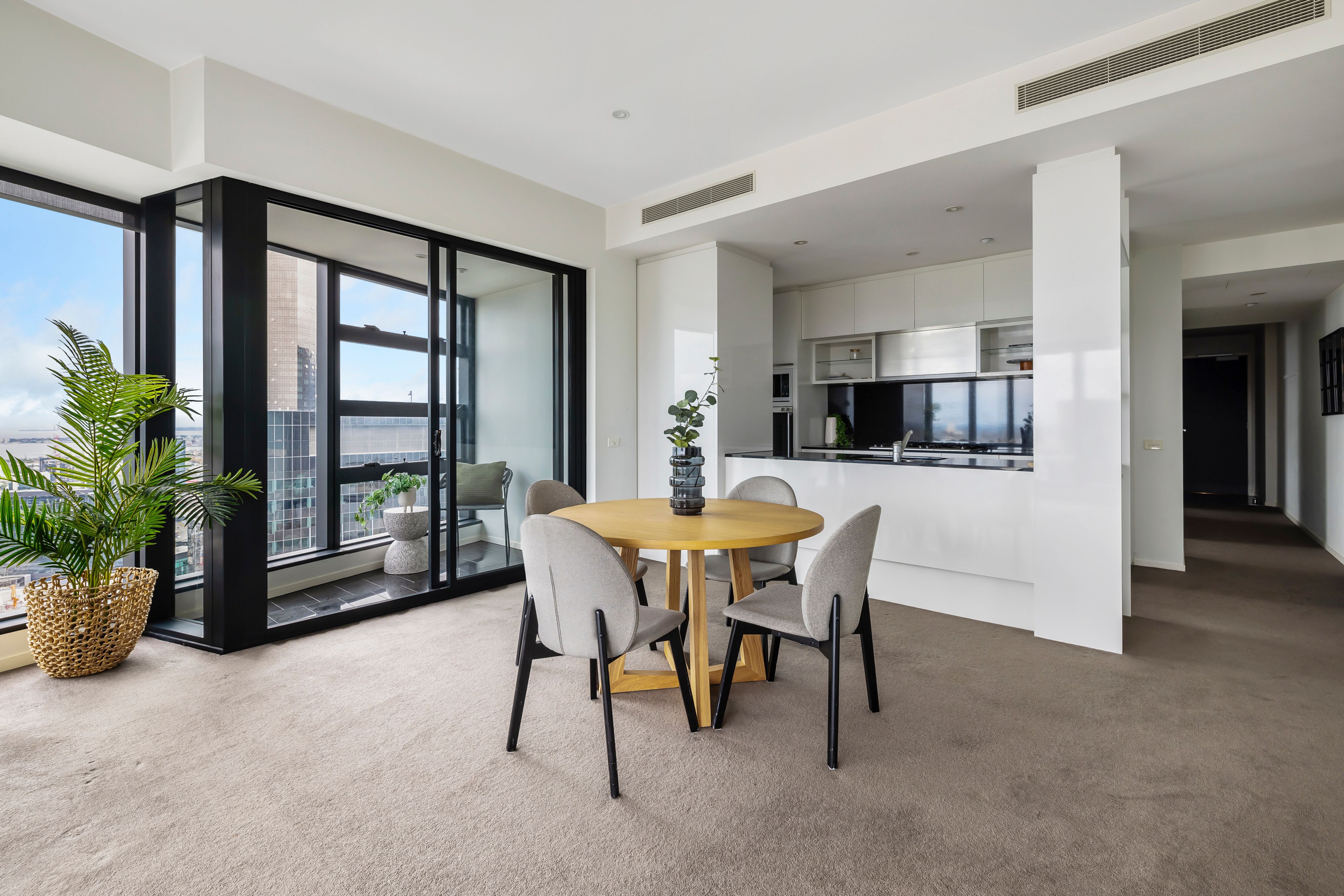 5001/7 Riverside Quay, Southbank, VIC 3006 Sold Apartment