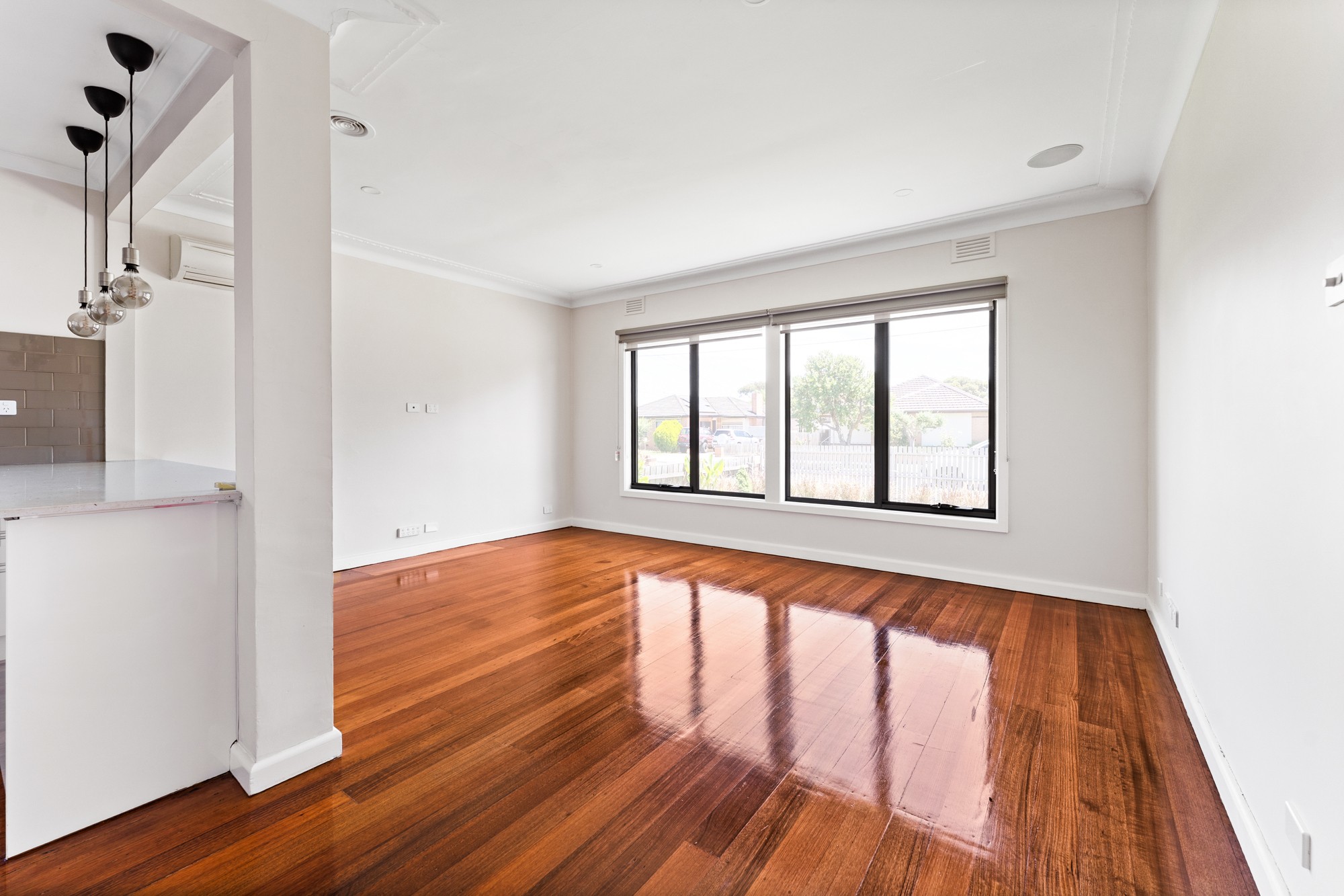 1/8 Carlsson Court, Brooklyn, VIC 3012