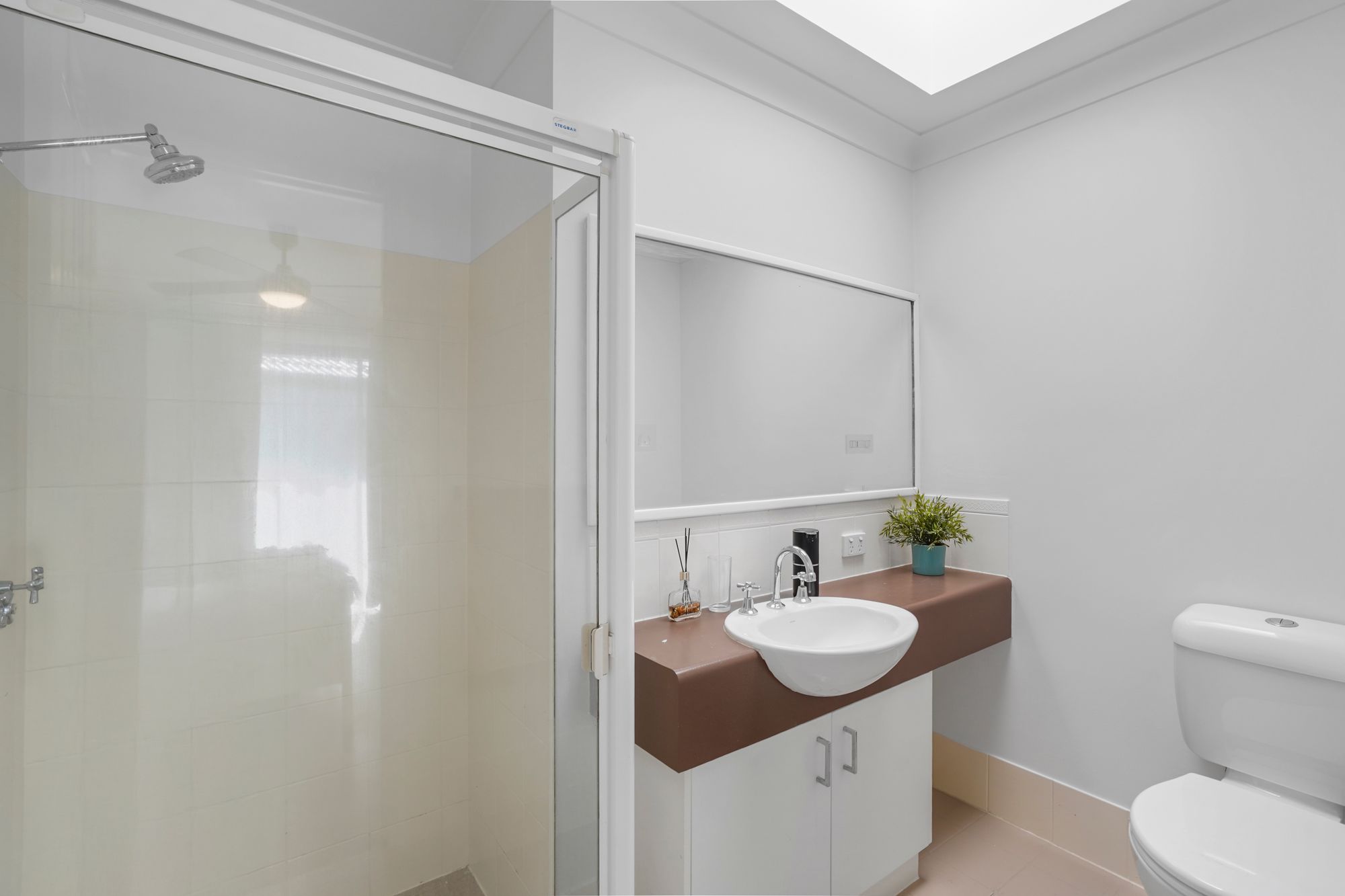 15 Kawana Crescent — photo 13 of 20