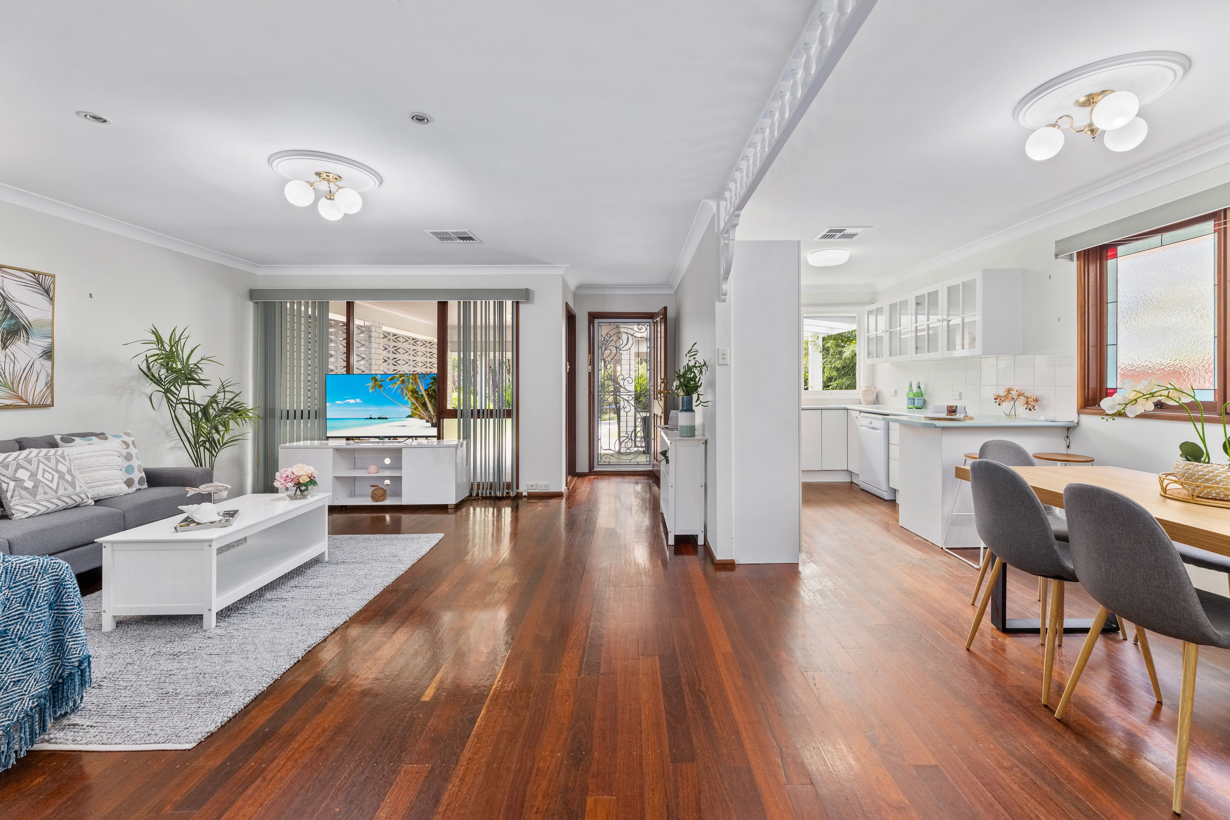 4 The Avenue, Heathcote, NSW 2233