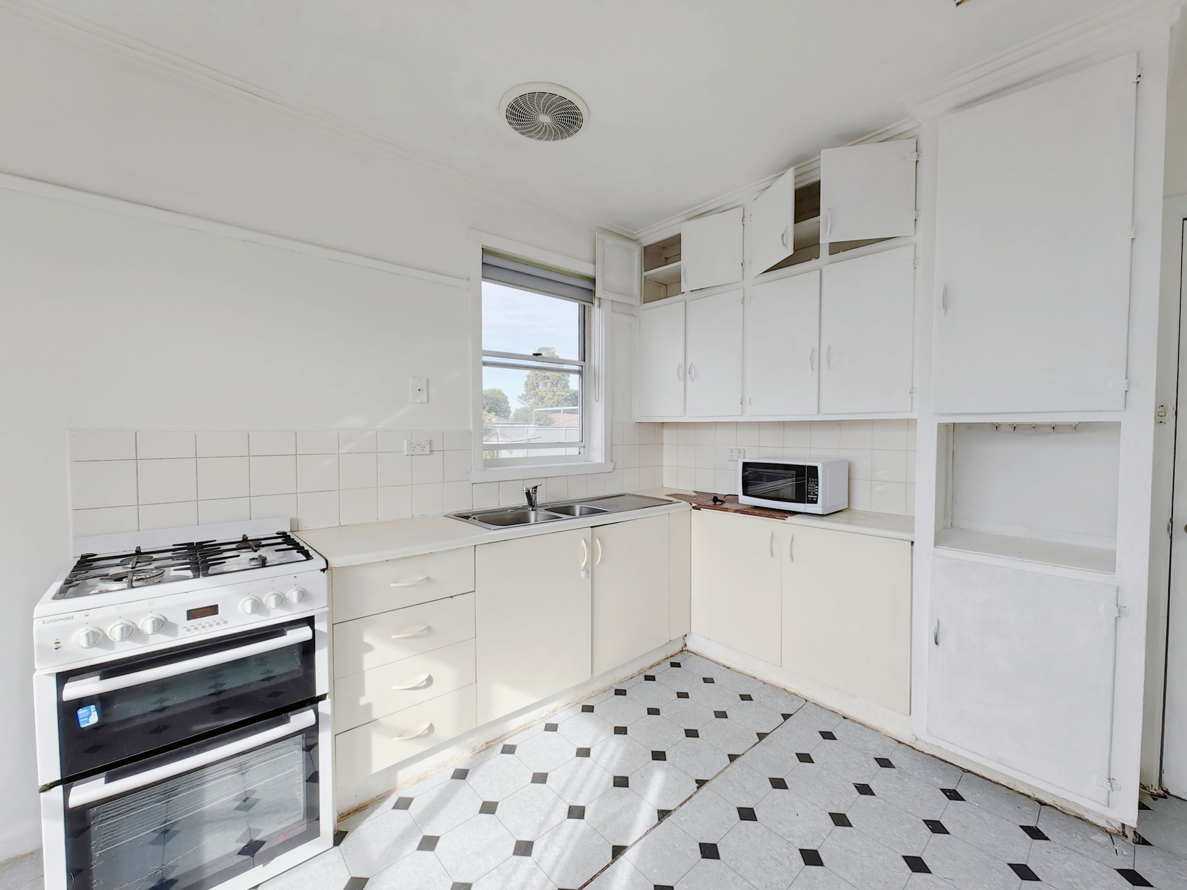 28 Curtin Crescent, Dandenong North, VIC 3175