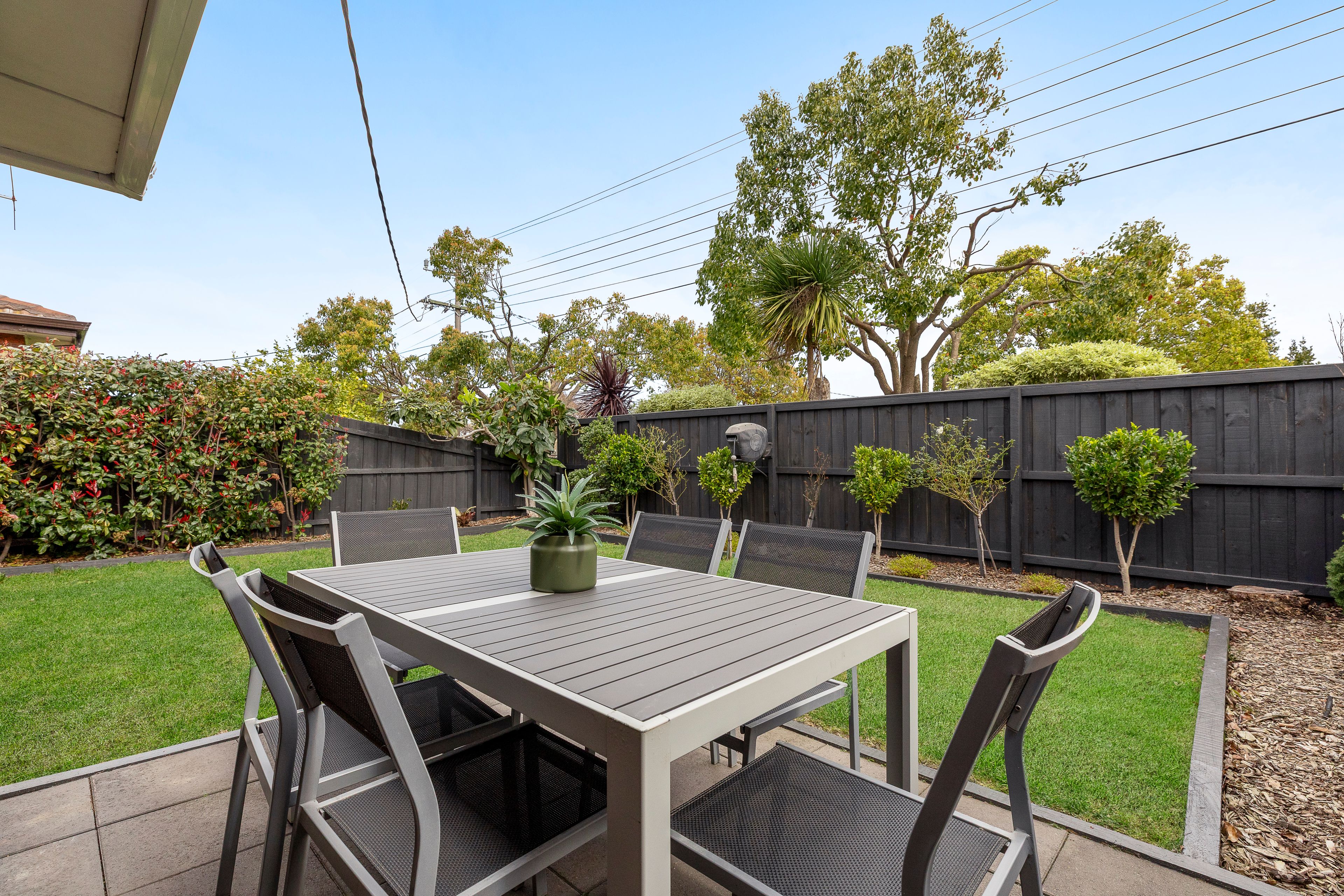 1/12 Hotham Street — photo 8 of 10