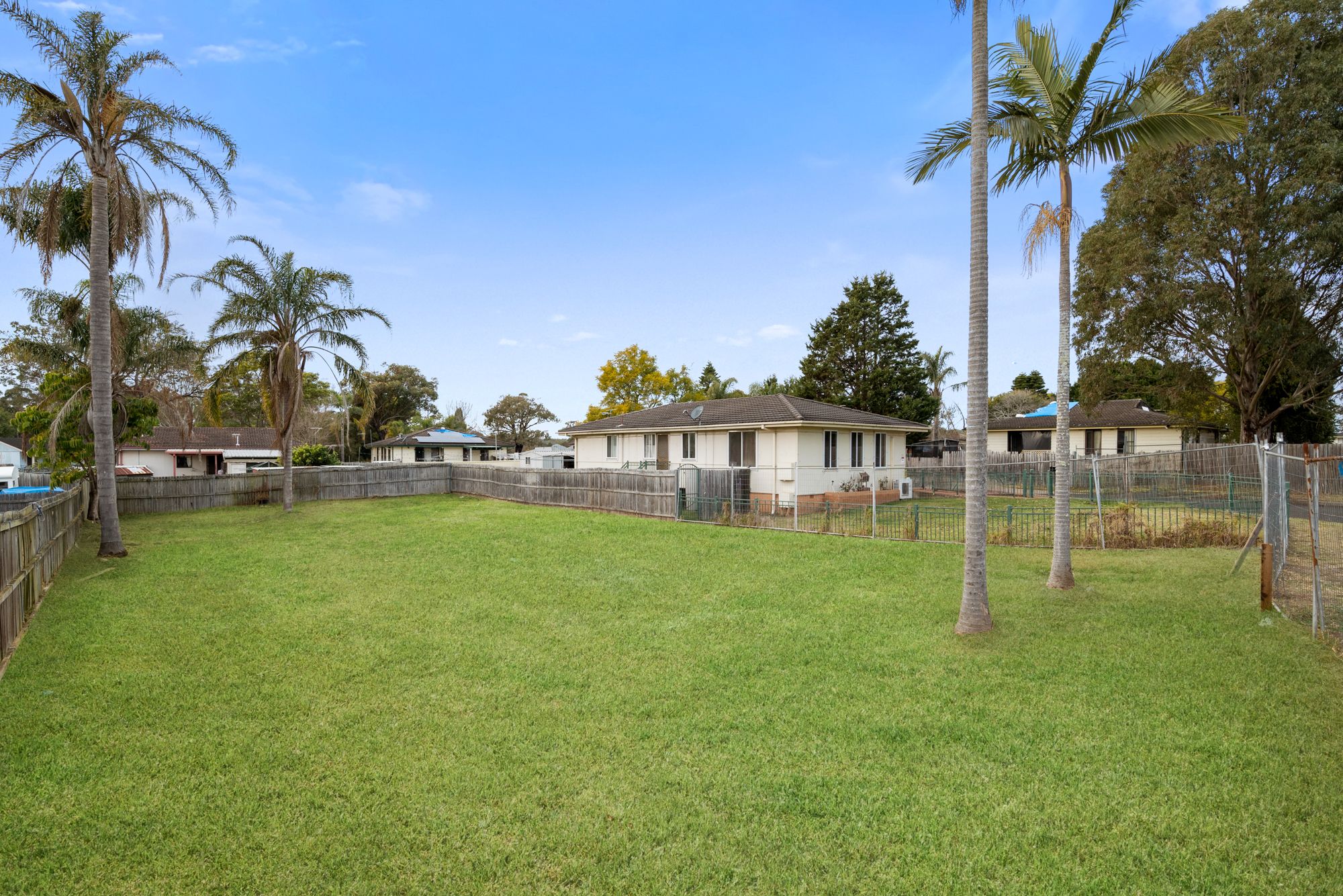 8 Mungadal Way, Airds, NSW 2560