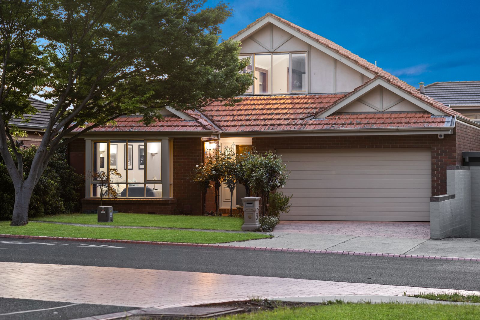 6 Conder Avenue , Burwood VIC 3125