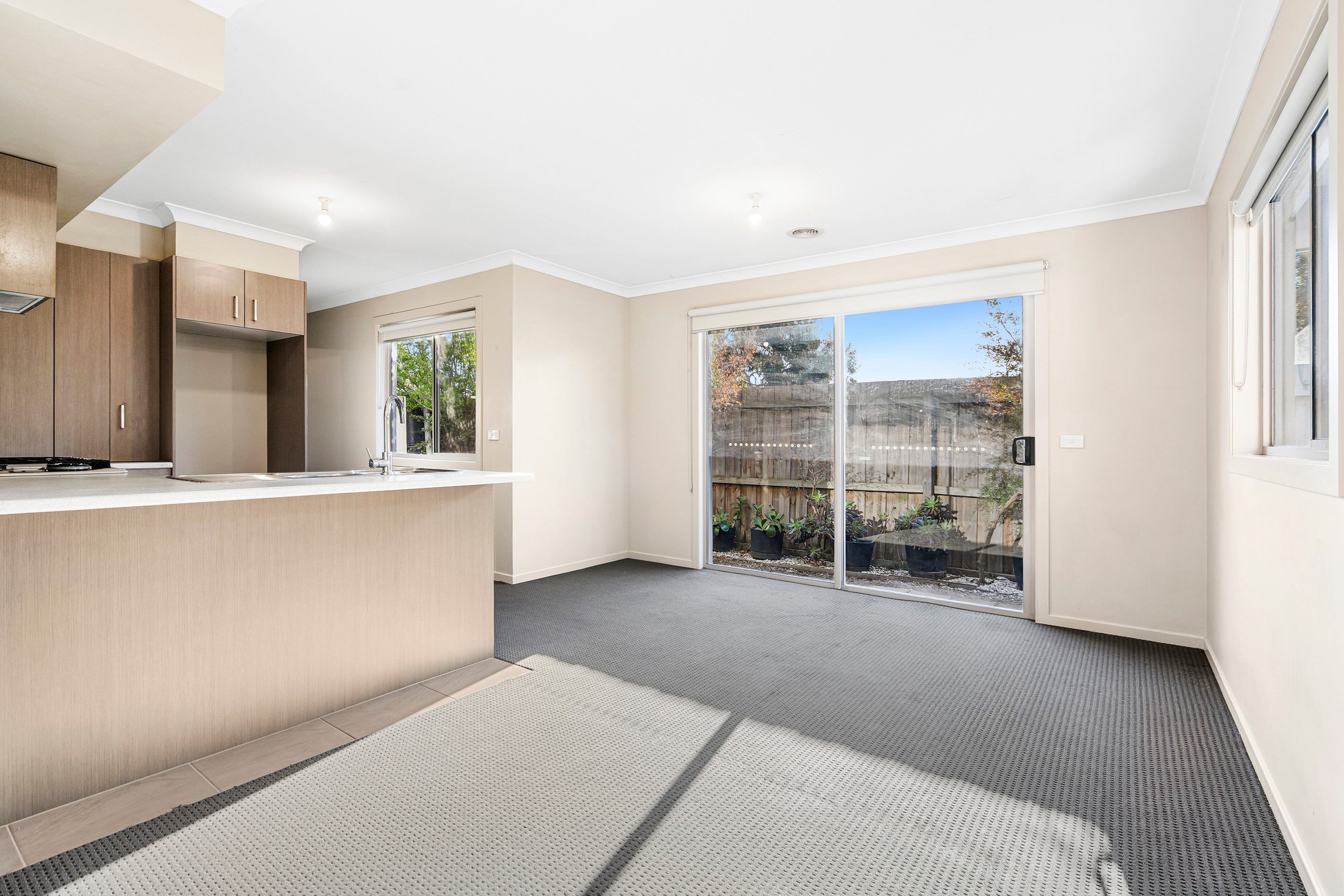 2/273 Princes Highway, Corio, VIC 3214