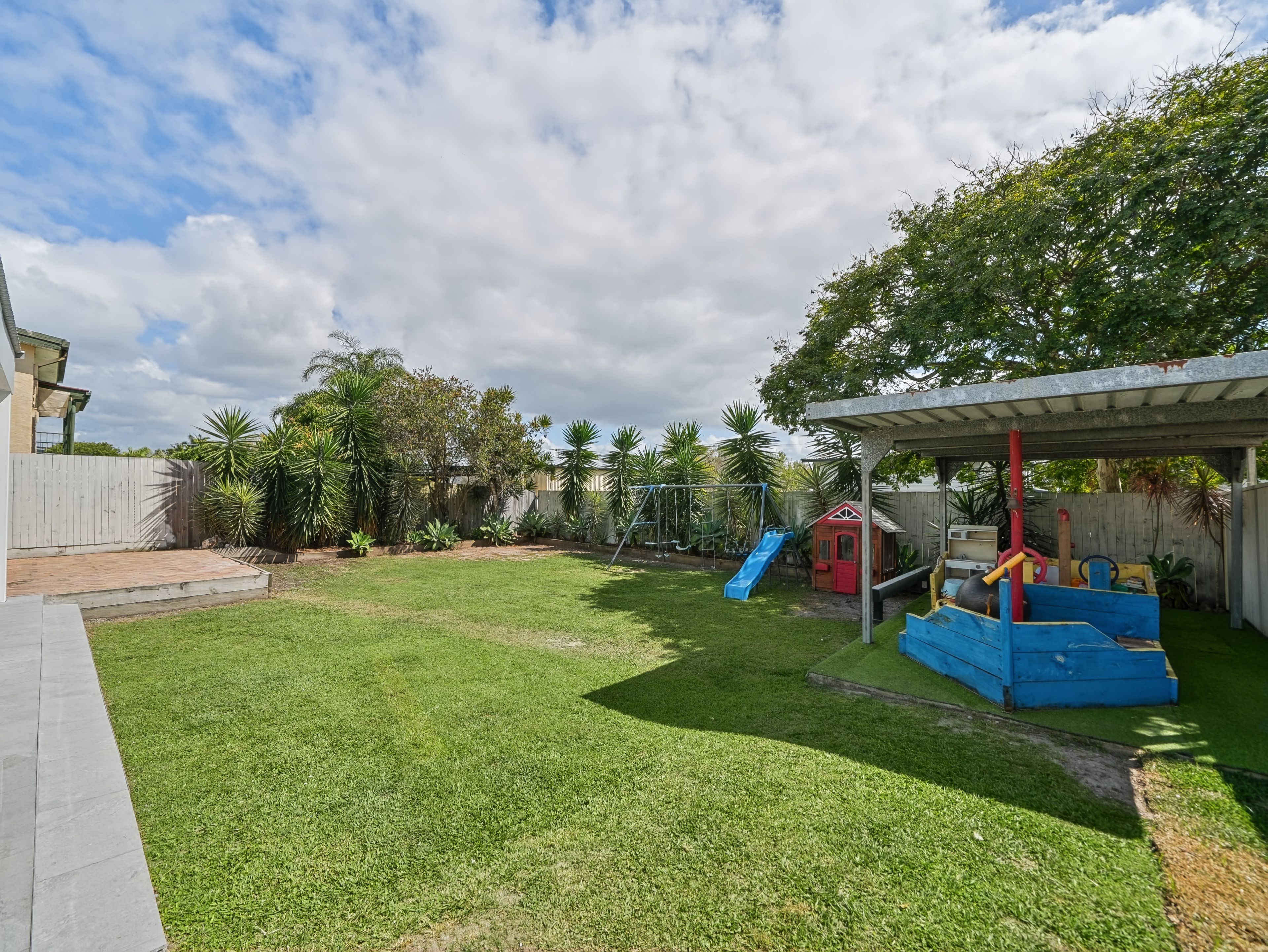 63 Kurumba Street — photo 10 of 26