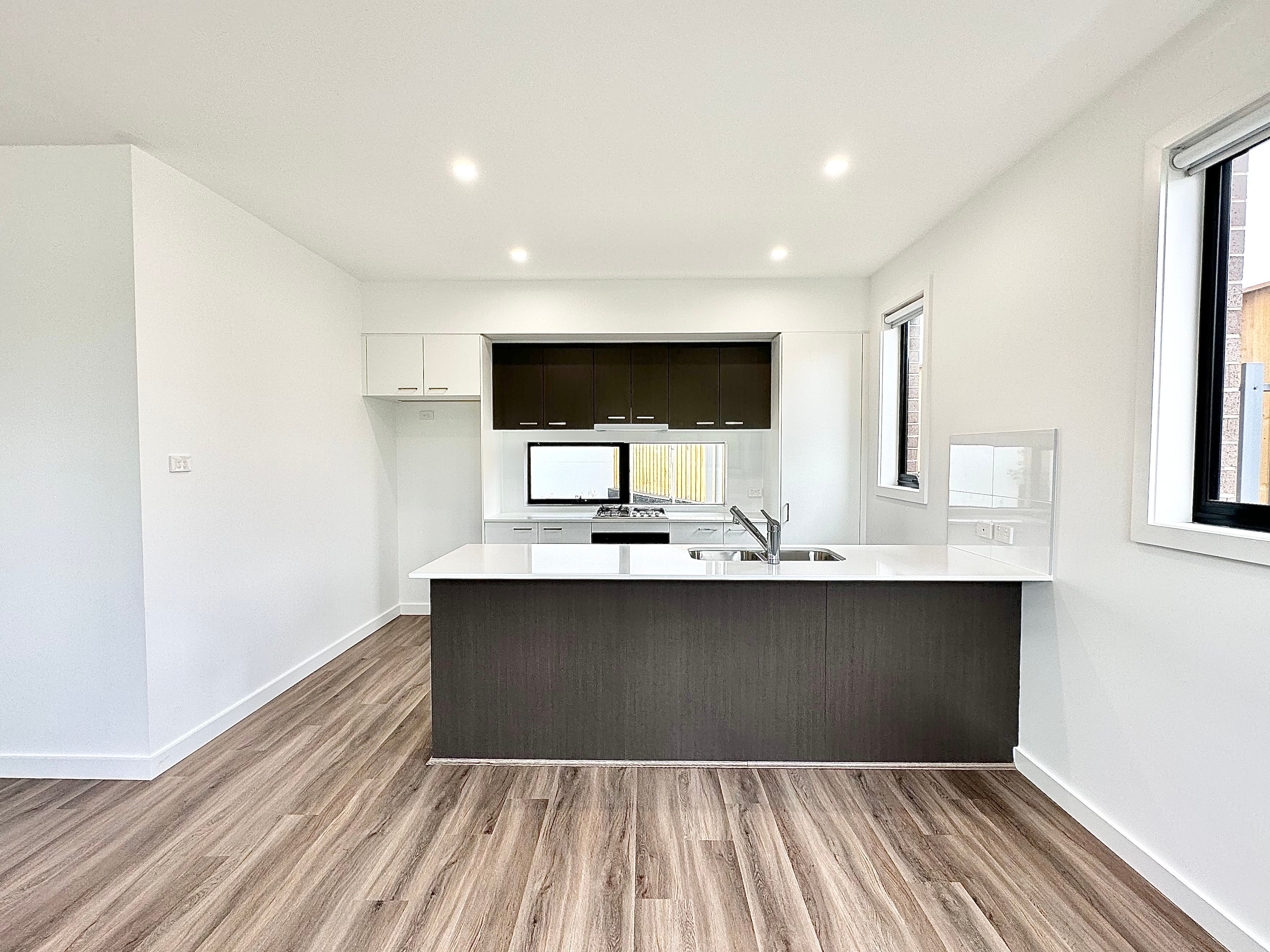 10 Grassbird Avenue, Oran Park, NSW 2570