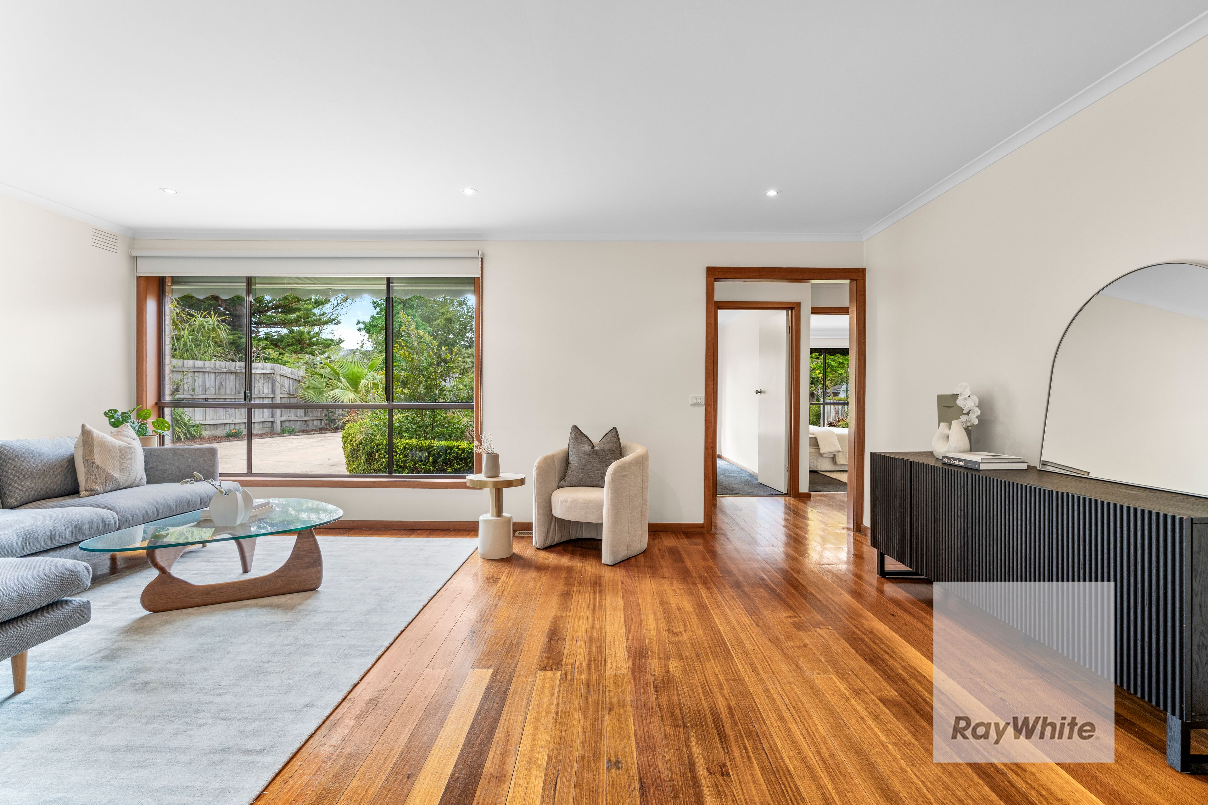 4 Porter Court, Mill Park, VIC 3082