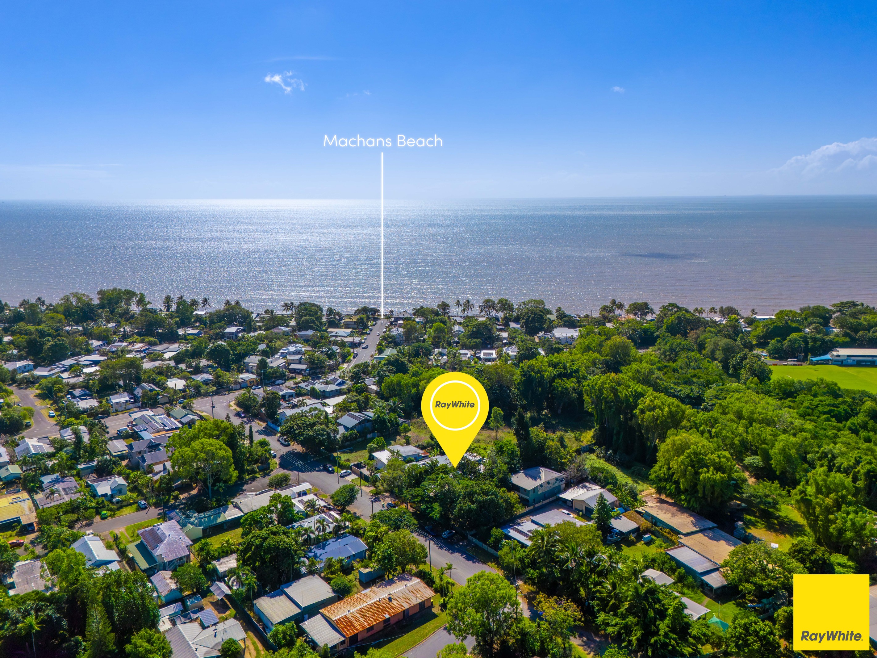 72 Tucker Street, Machans Beach, QLD 4878