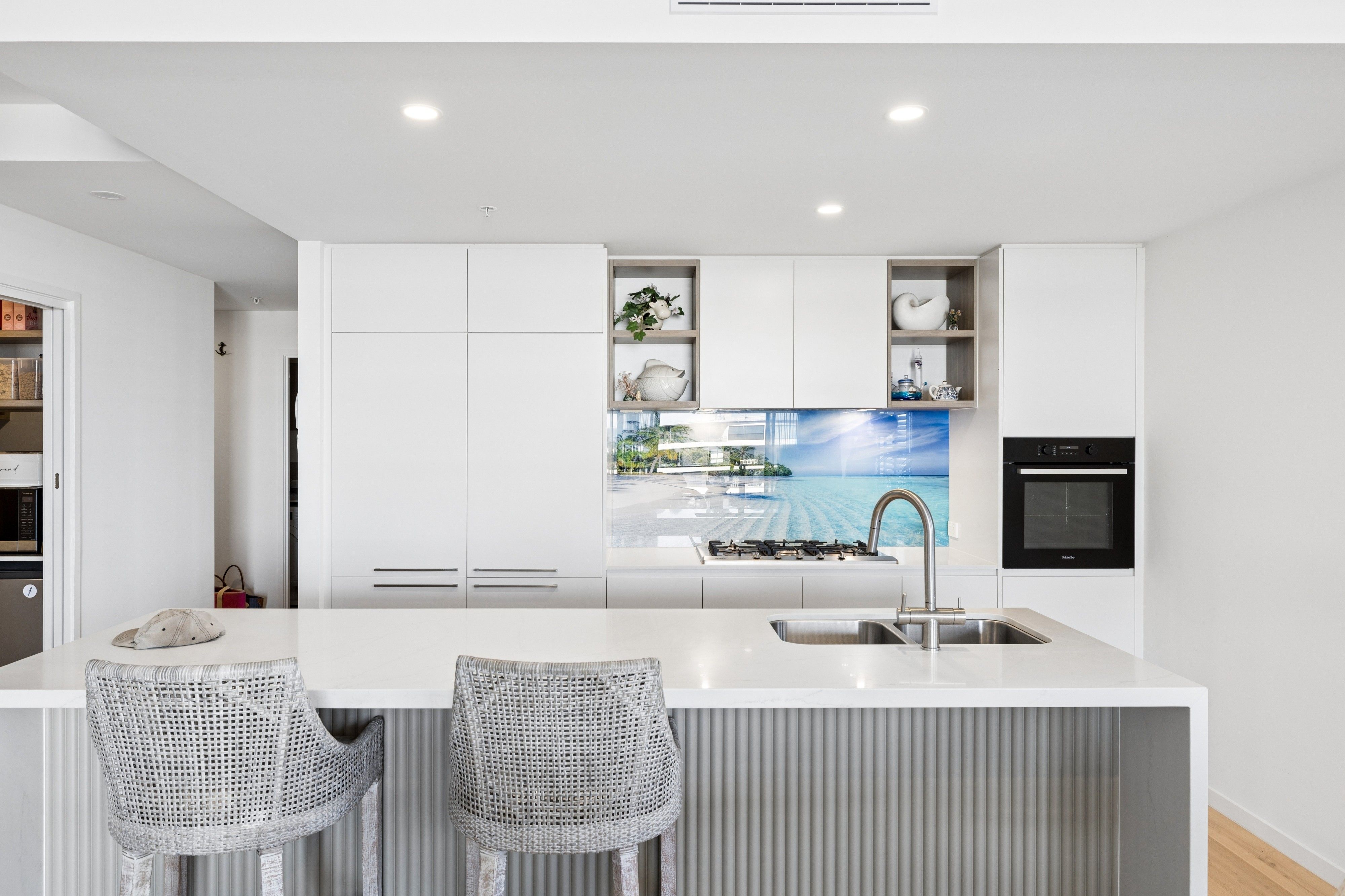 1805/6 Athena Boulevard — photo 4 of 30