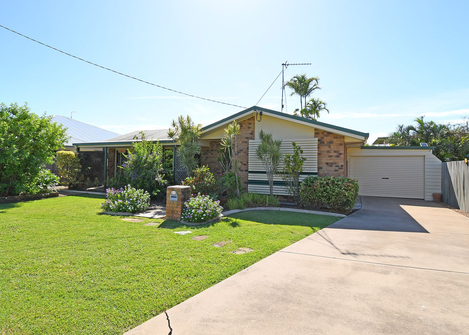 24A Long Street, Point Vernon, QLD 4655