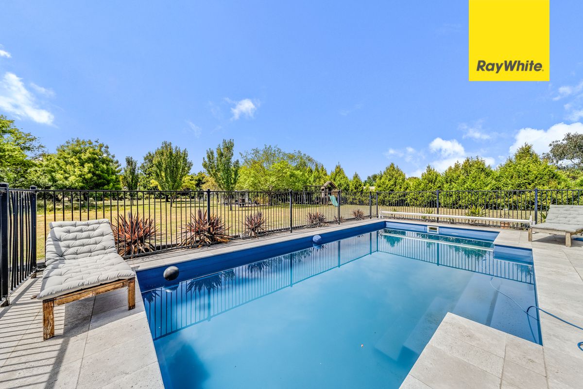 18 John Dwyer Crescent, Bungendore, NSW 2621