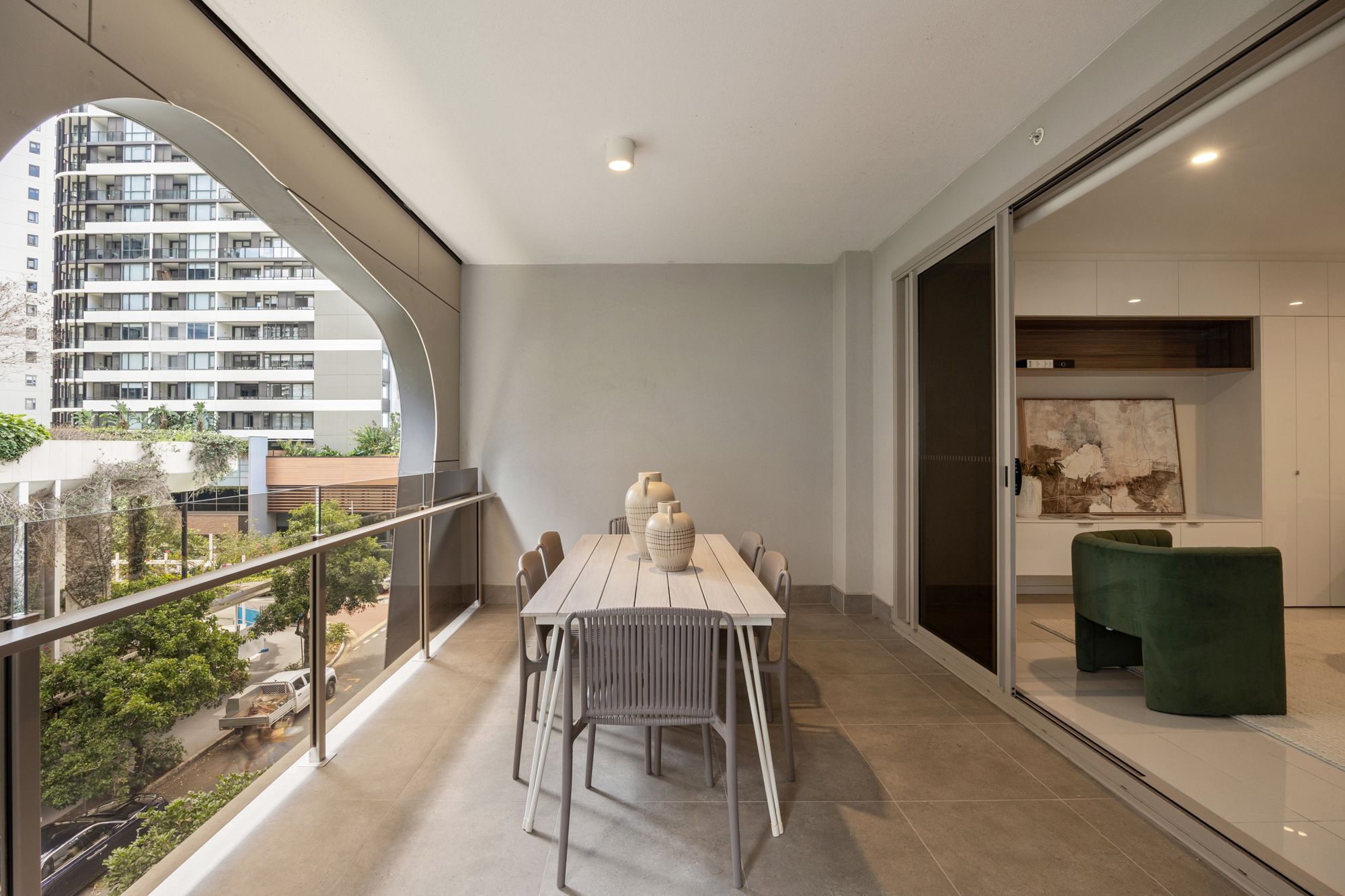 1201/17 Longland Street — photo 8 of 16