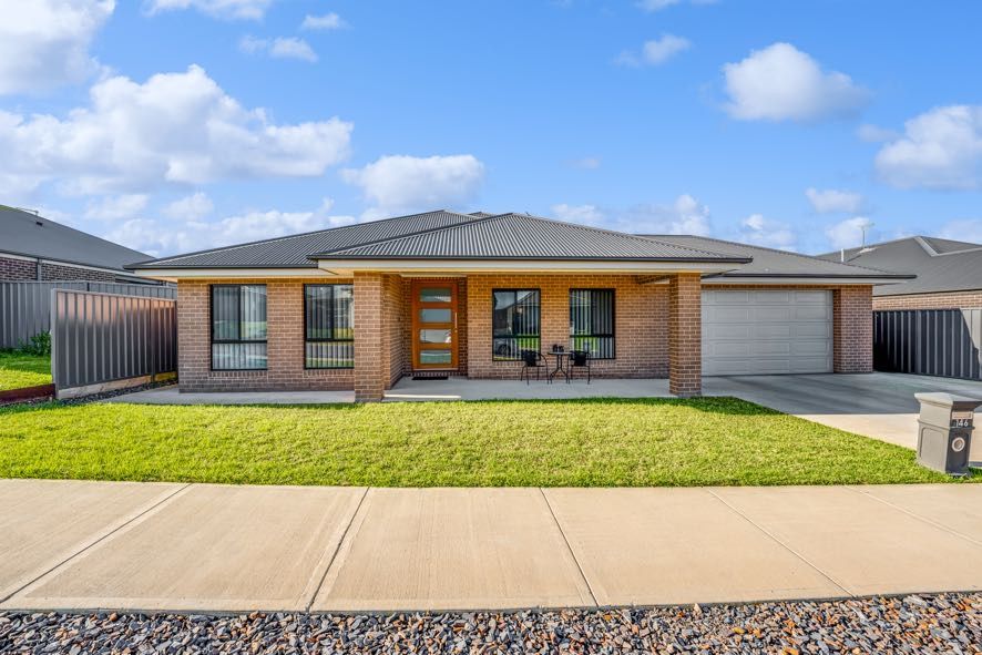 146 Hillford Circuit — photo from Ray White Albury Central