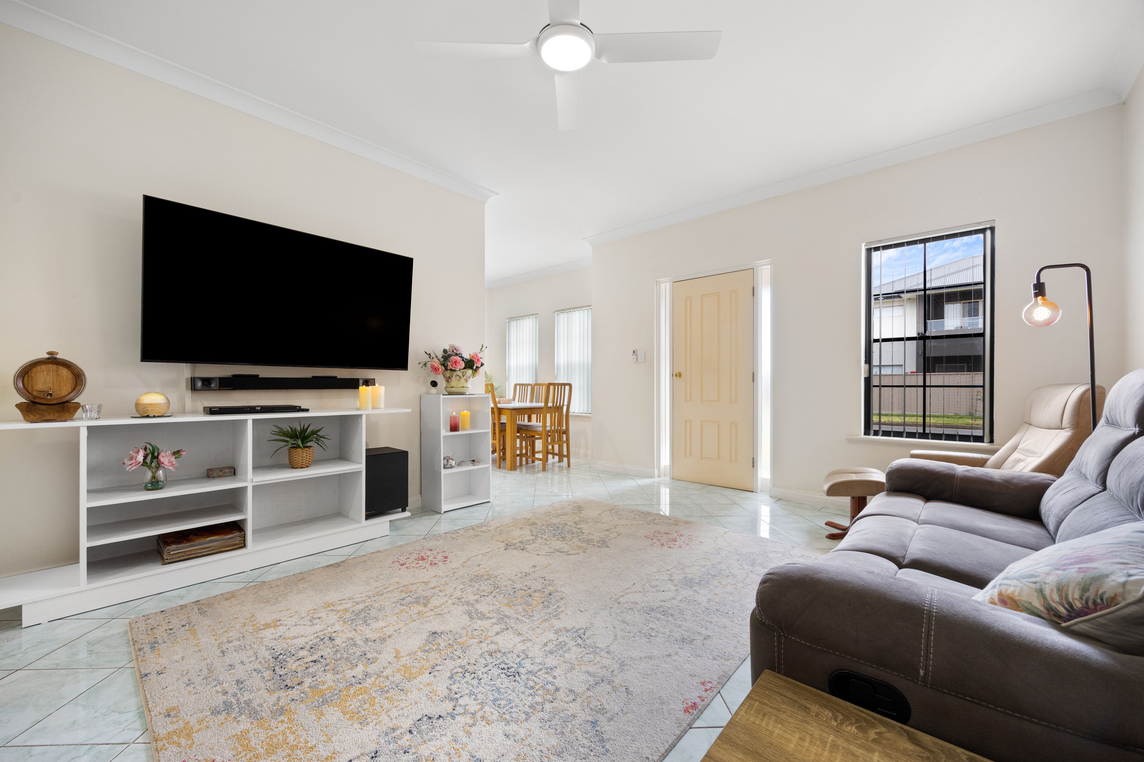 25D Alfred Avenue — photo 3 of 18