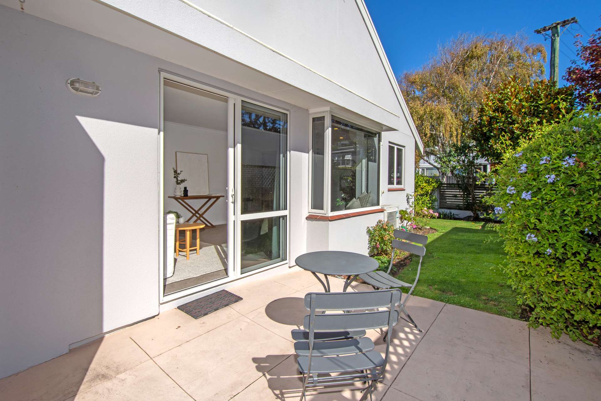 27 James Street photo 8