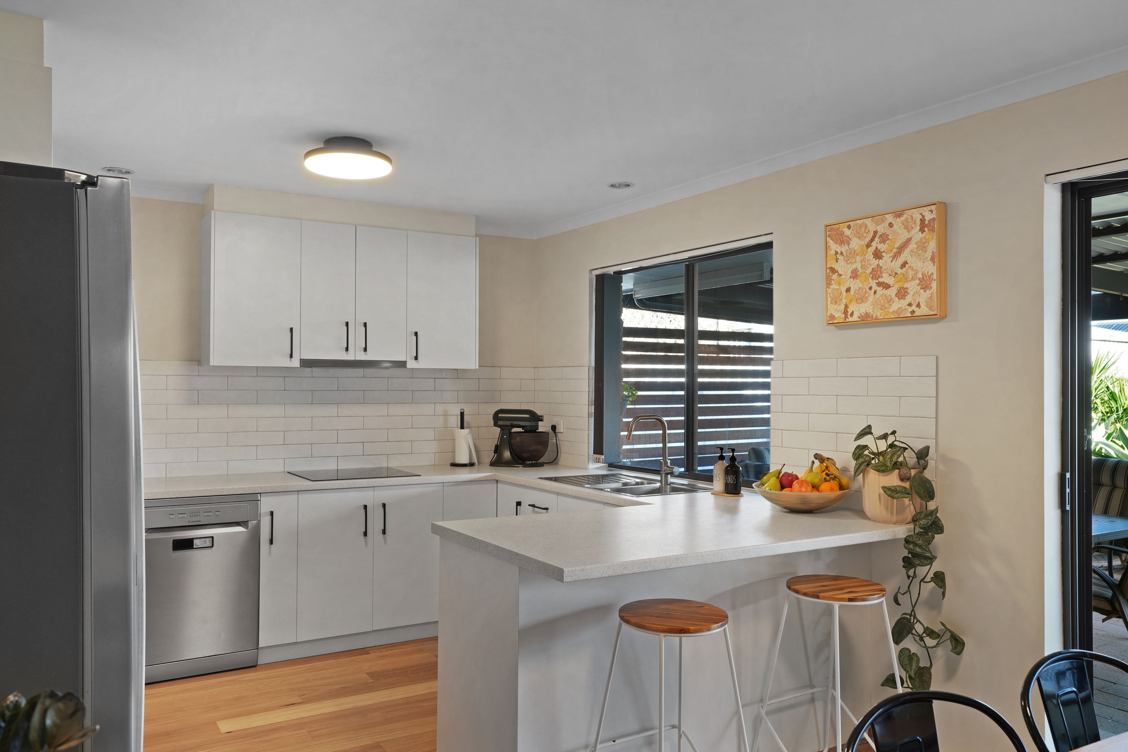 70 Hanson Street — photo 6 of 10