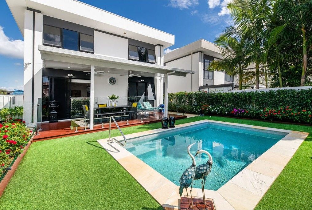 2667 The Address, Hope Island, QLD 4212