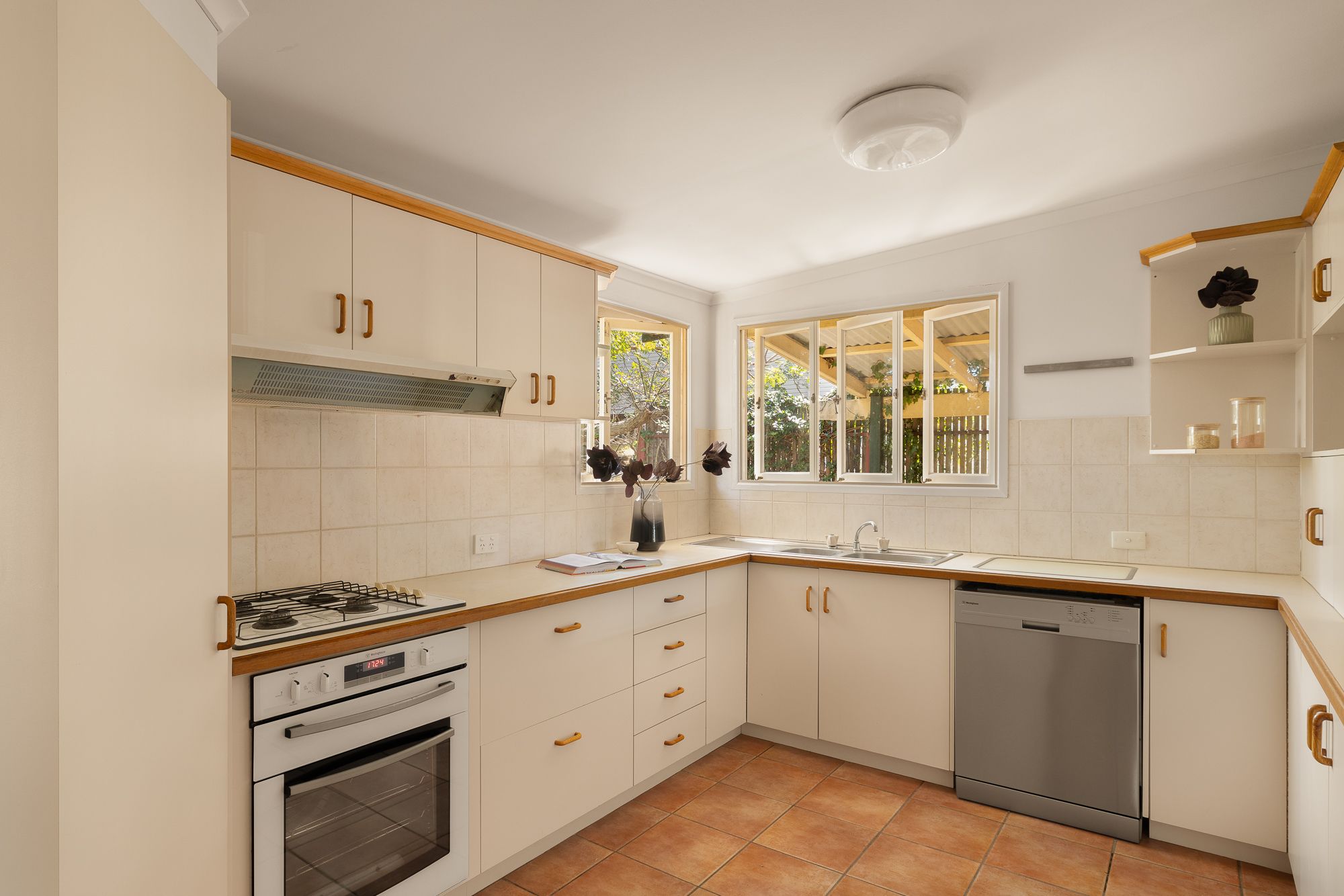 27 Normanton Street — photo 5 of 22