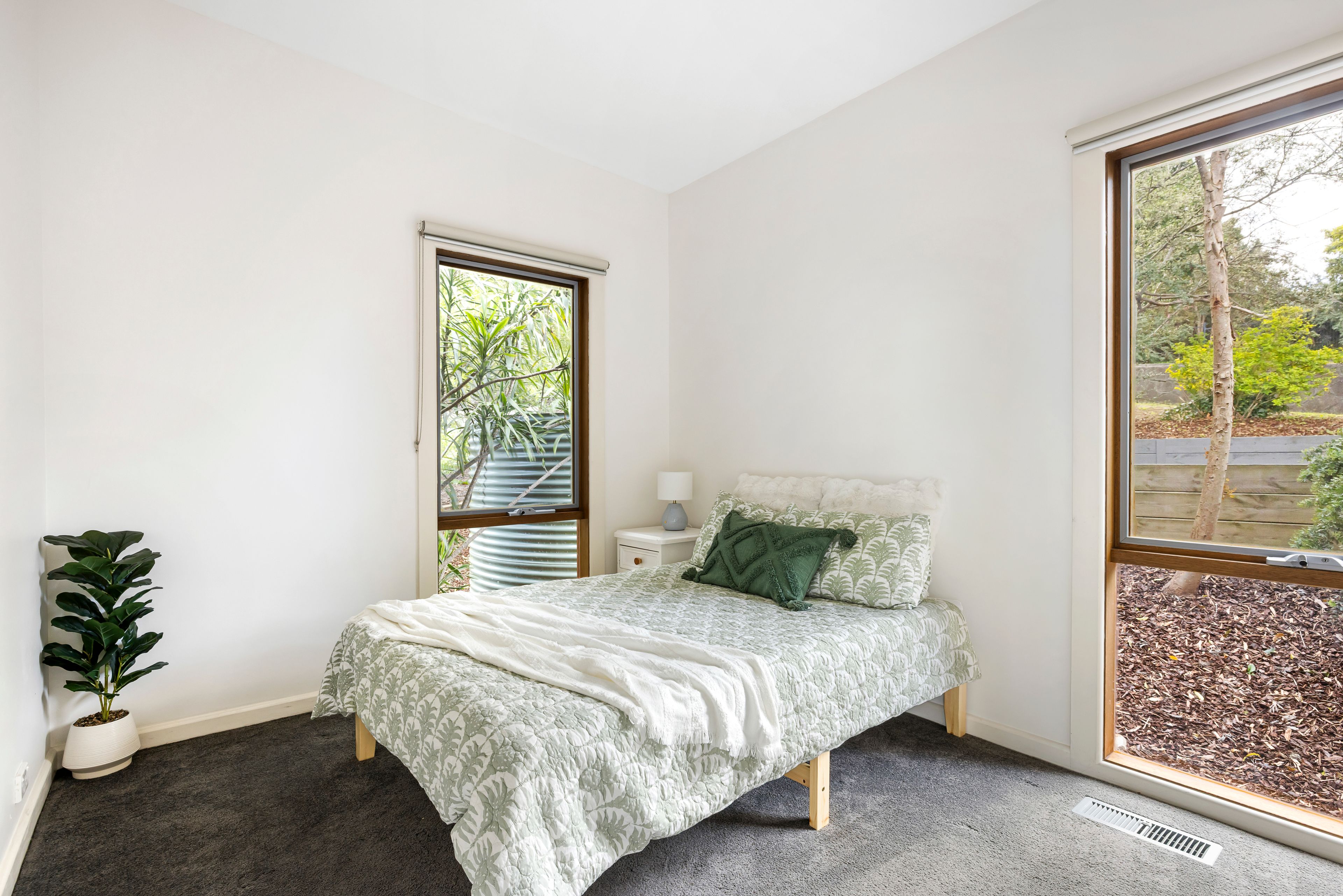 35 Mountain Avenue — photo 9 of 15