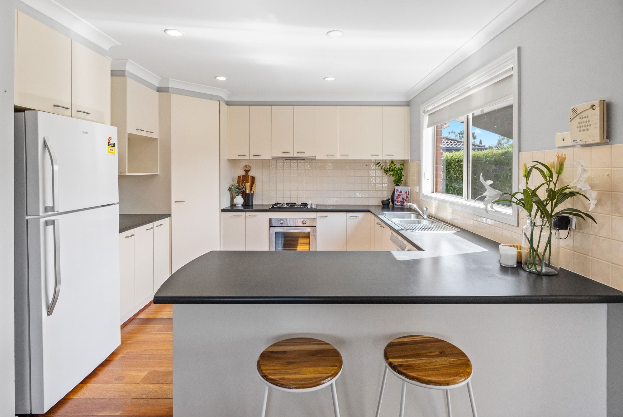23 Silver Gum Street, MANOR LAKES, VIC 3024