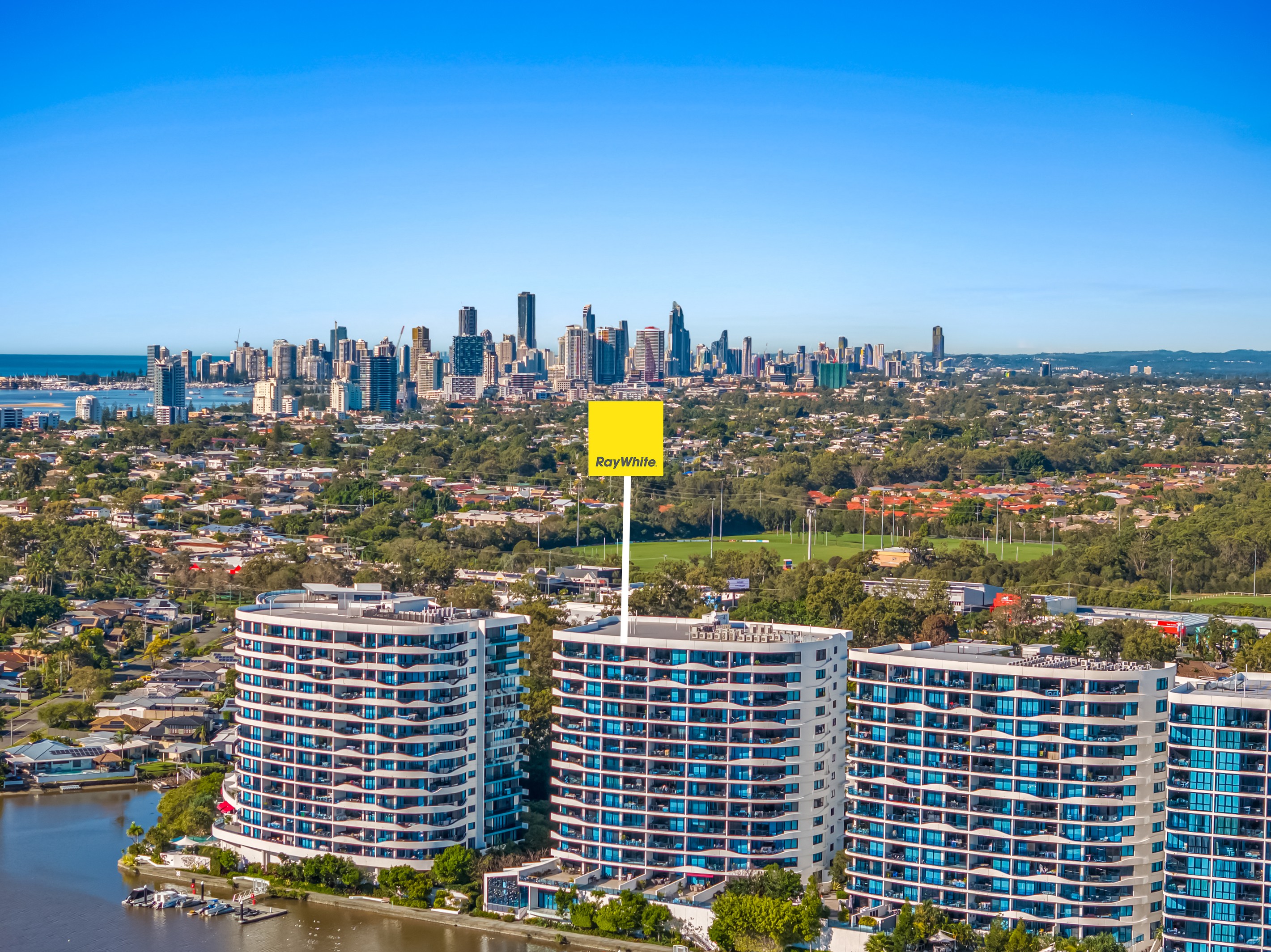31304/5 Harbour Side Court, Biggera Waters, QLD 4216