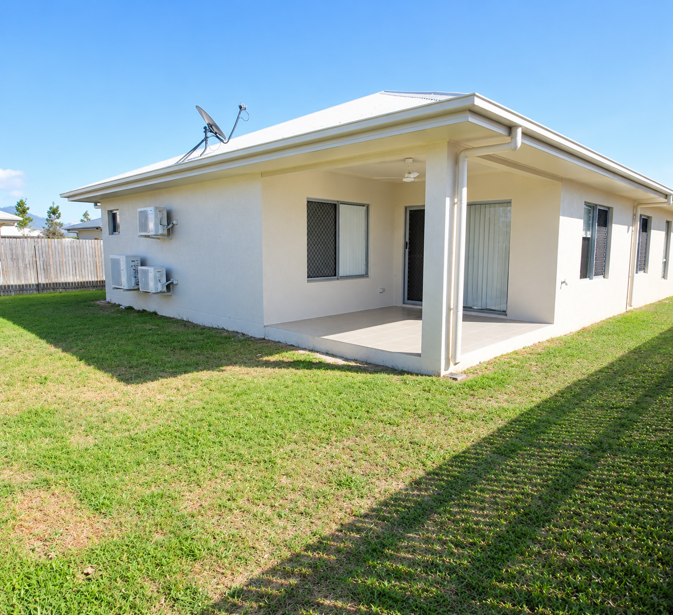 14 Corang Way — photo 8 of 8