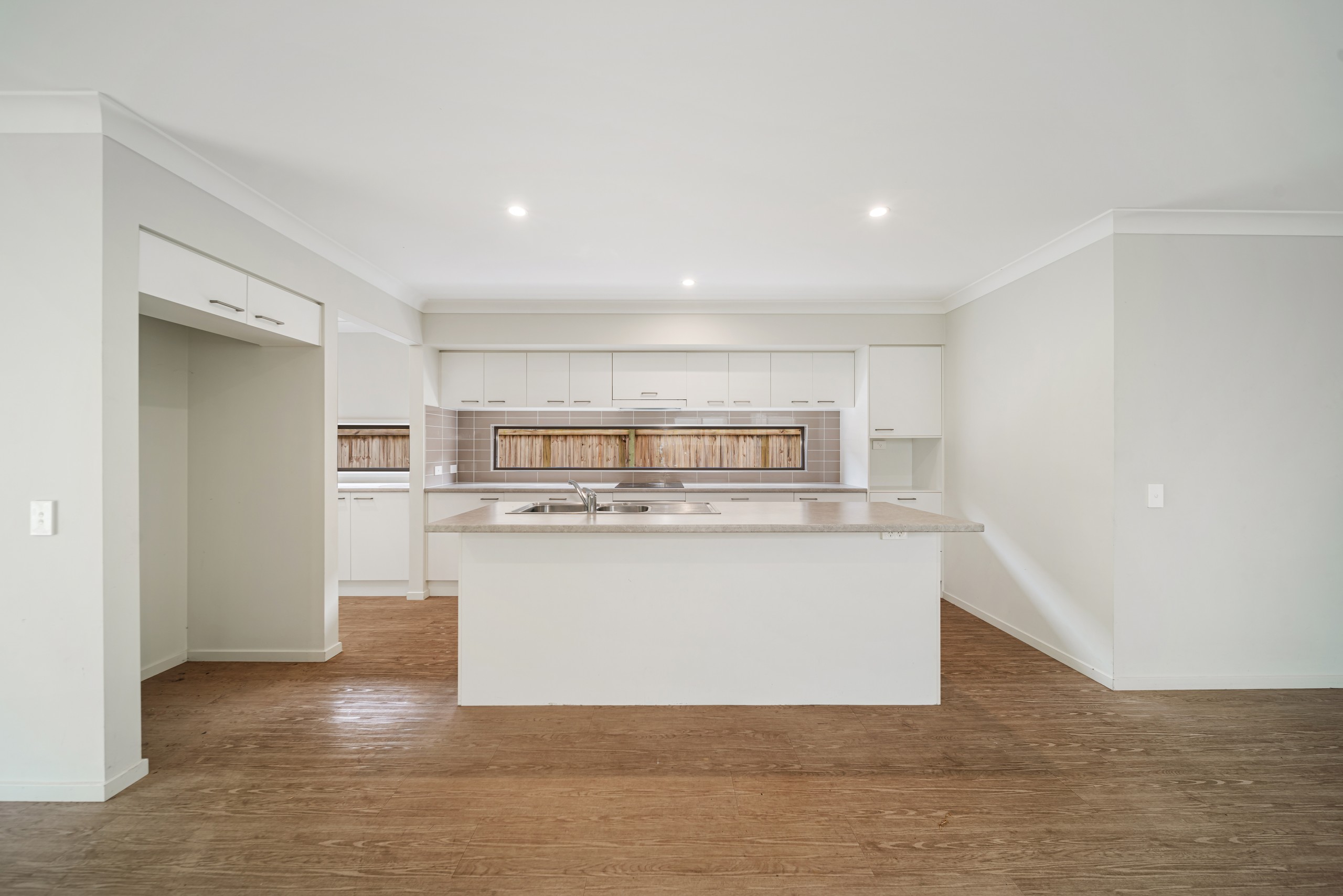 8 Triumph Street, Birtinya, QLD 4575