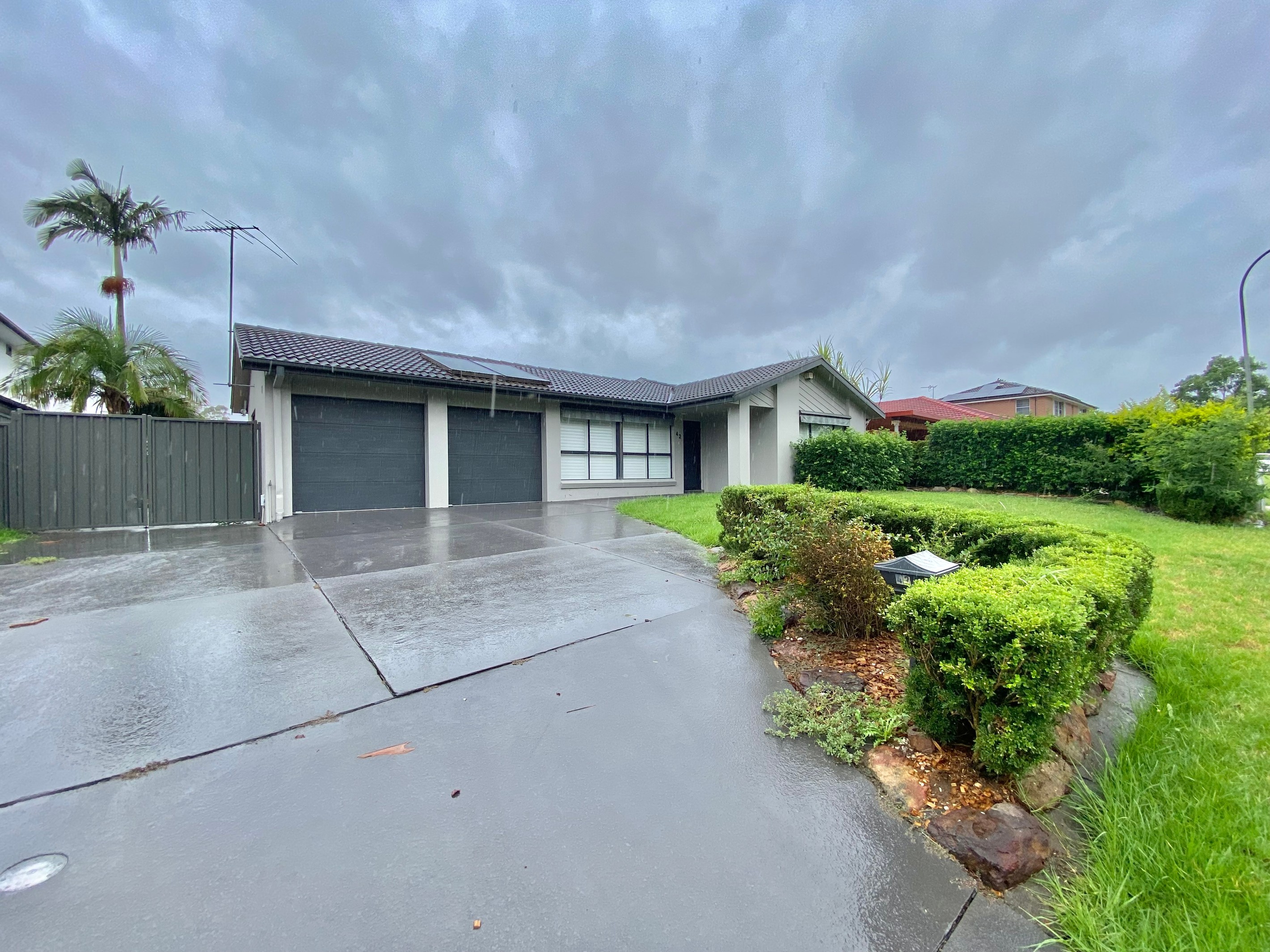42 Newtown Road, Glenfield, NSW 2167