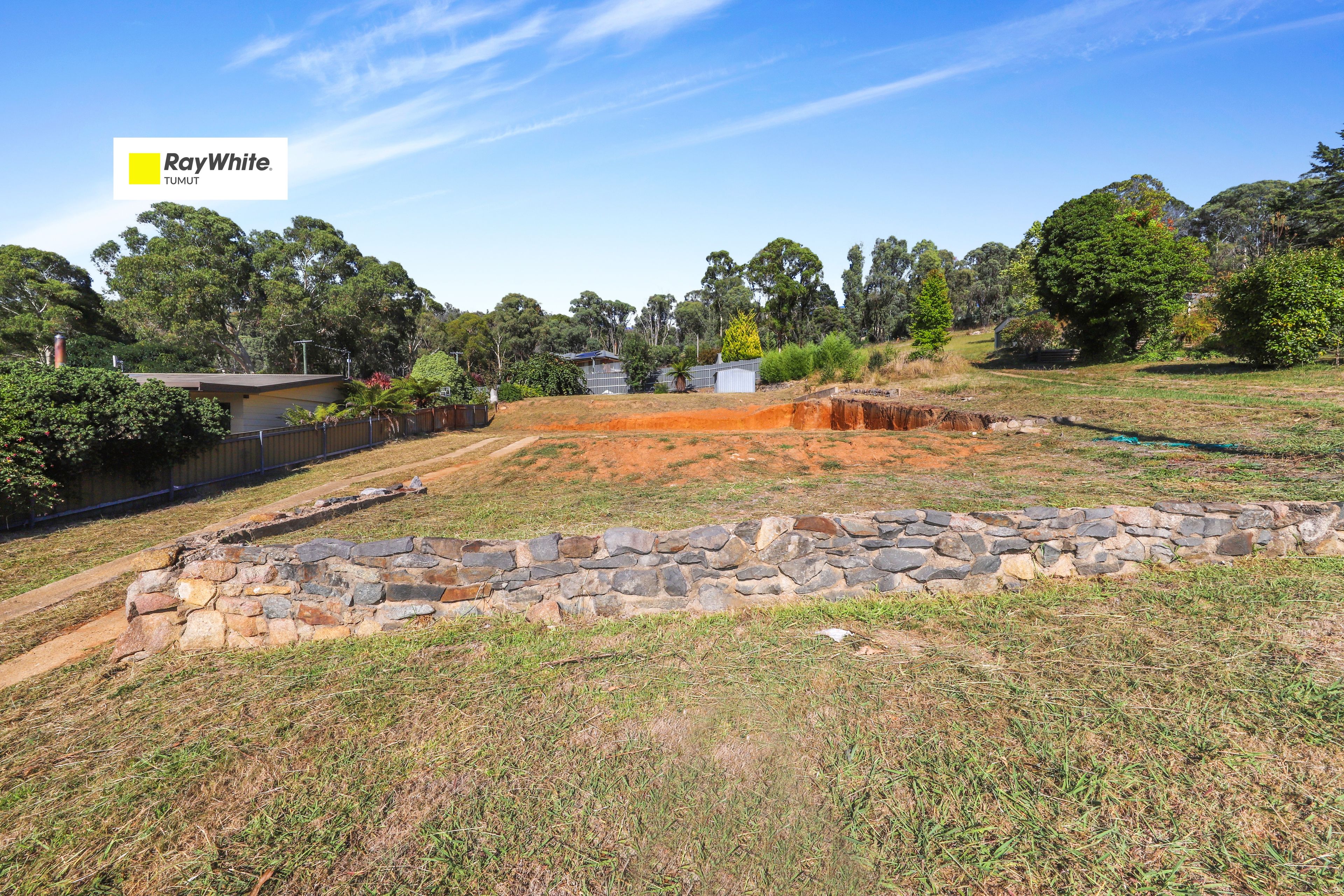 42 Bartlett Street, Batlow NSW 2730