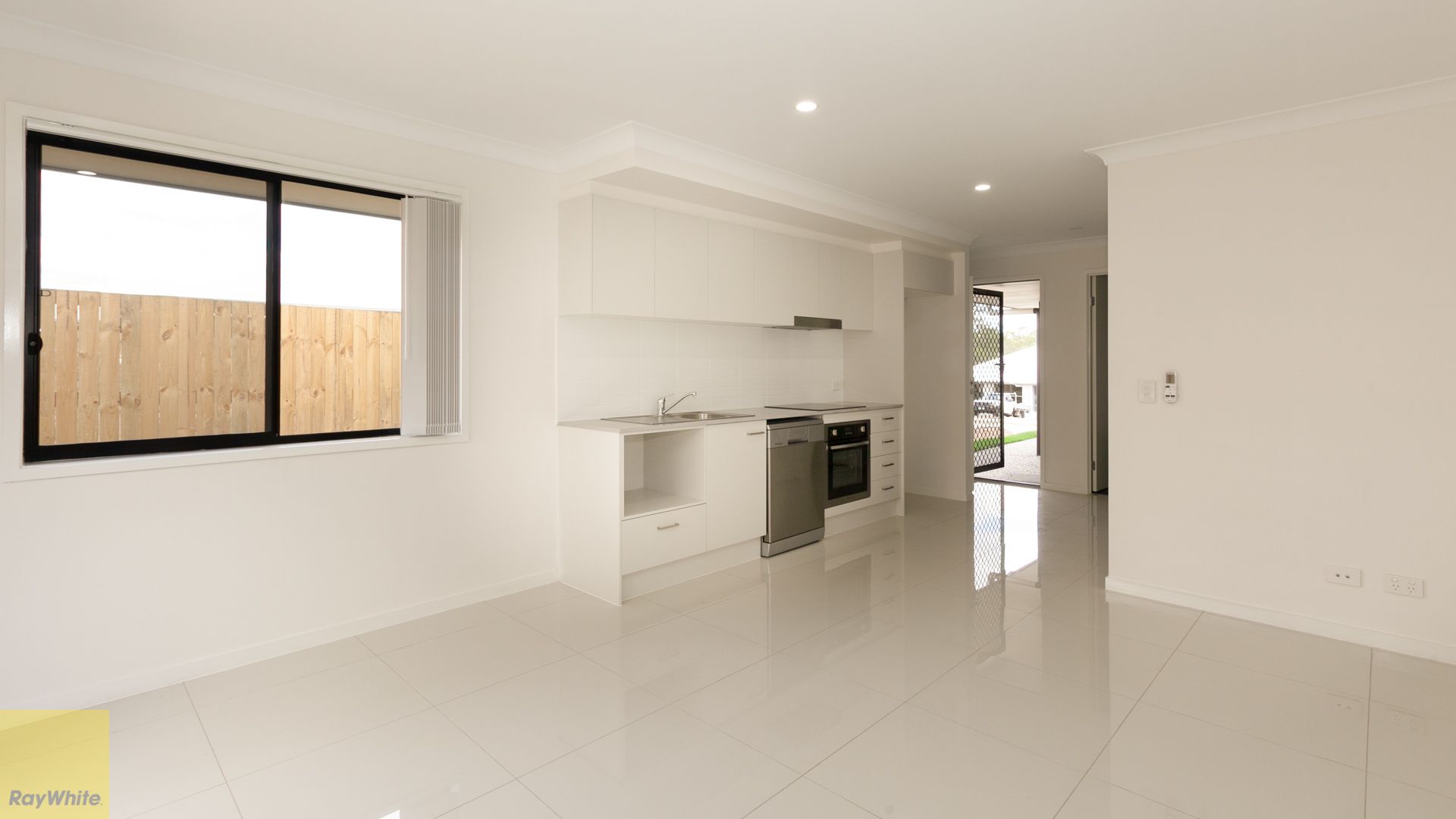 2/19 Larter Street, Brassall, QLD 4305