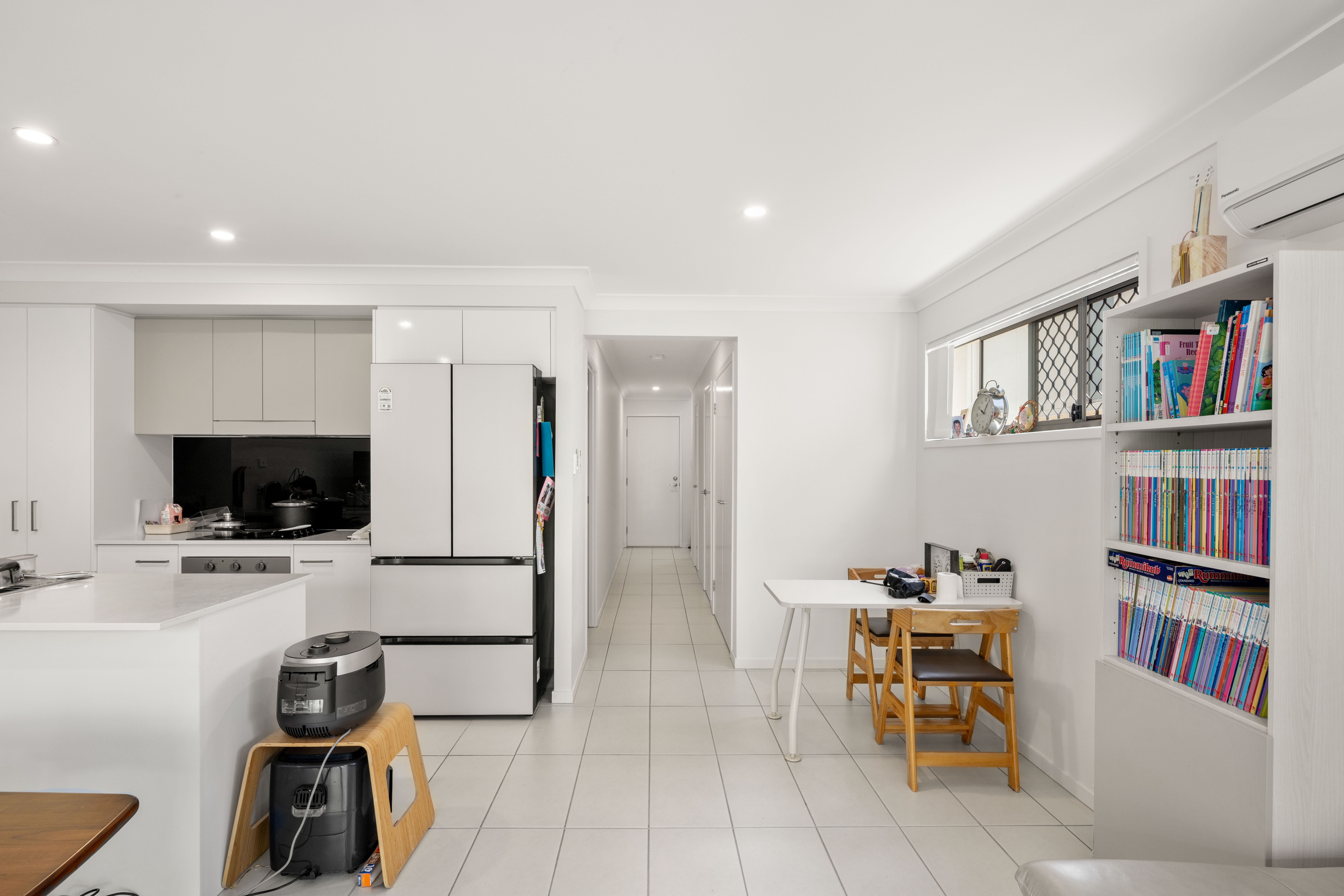 25/19 Whittley Court — photo 3 of 25