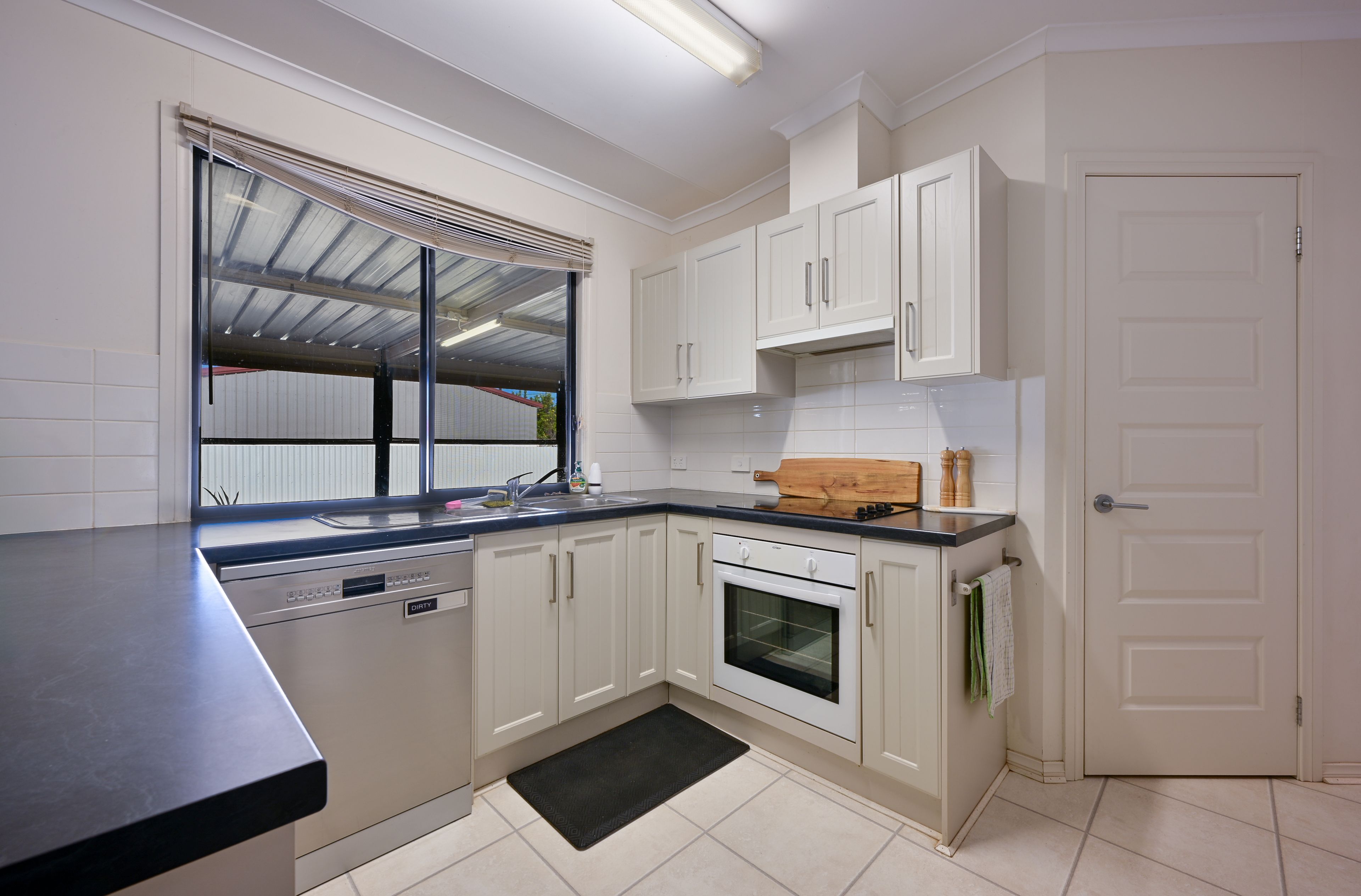 28 Drysdale Street — photo 6 of 21