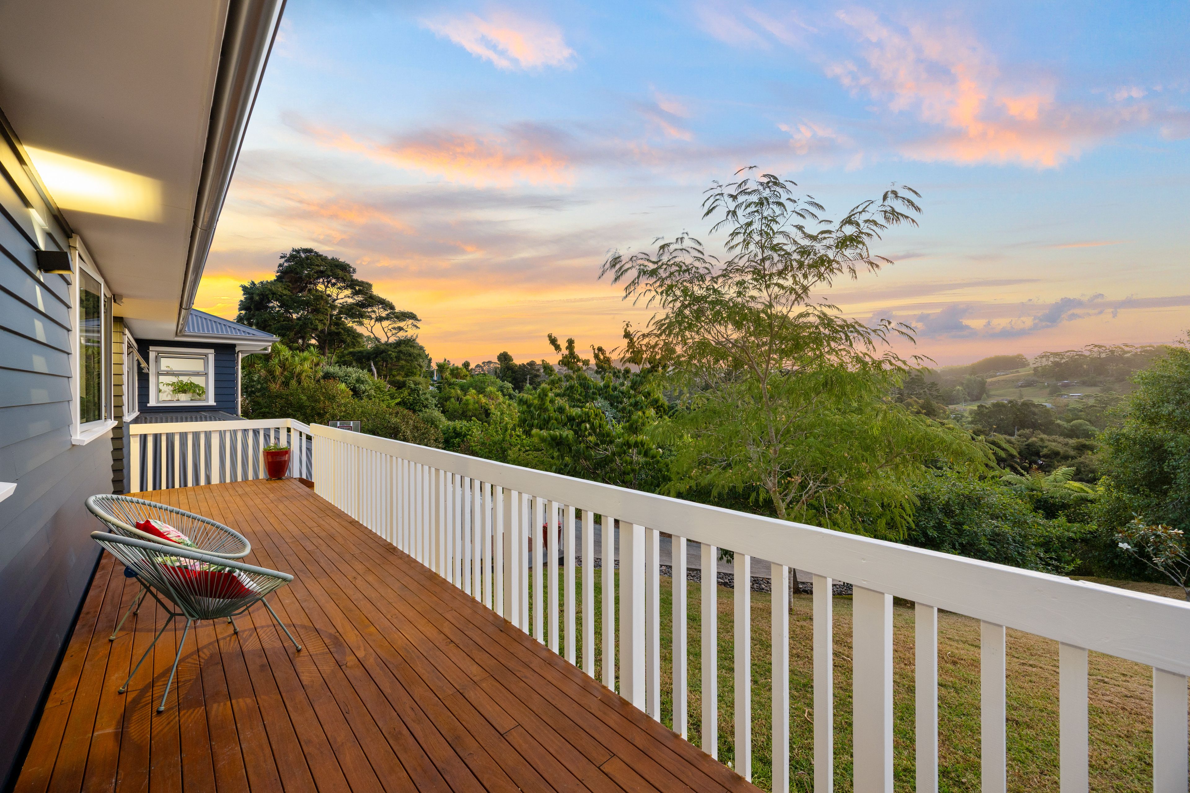 101 Waitakere Road, Waitakere, Waitakere City