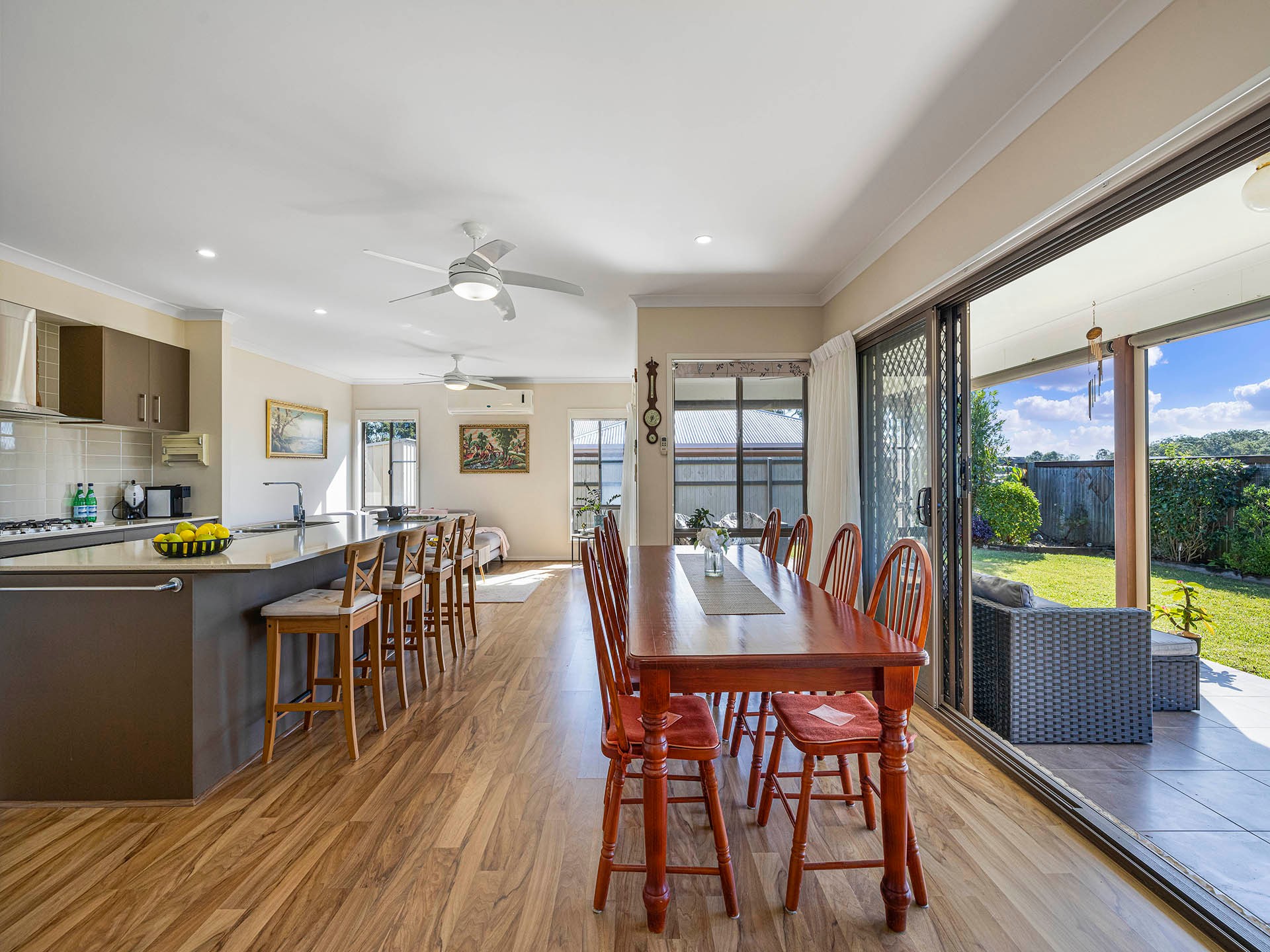 9 Leeside Street, Little Mountain, QLD 4551