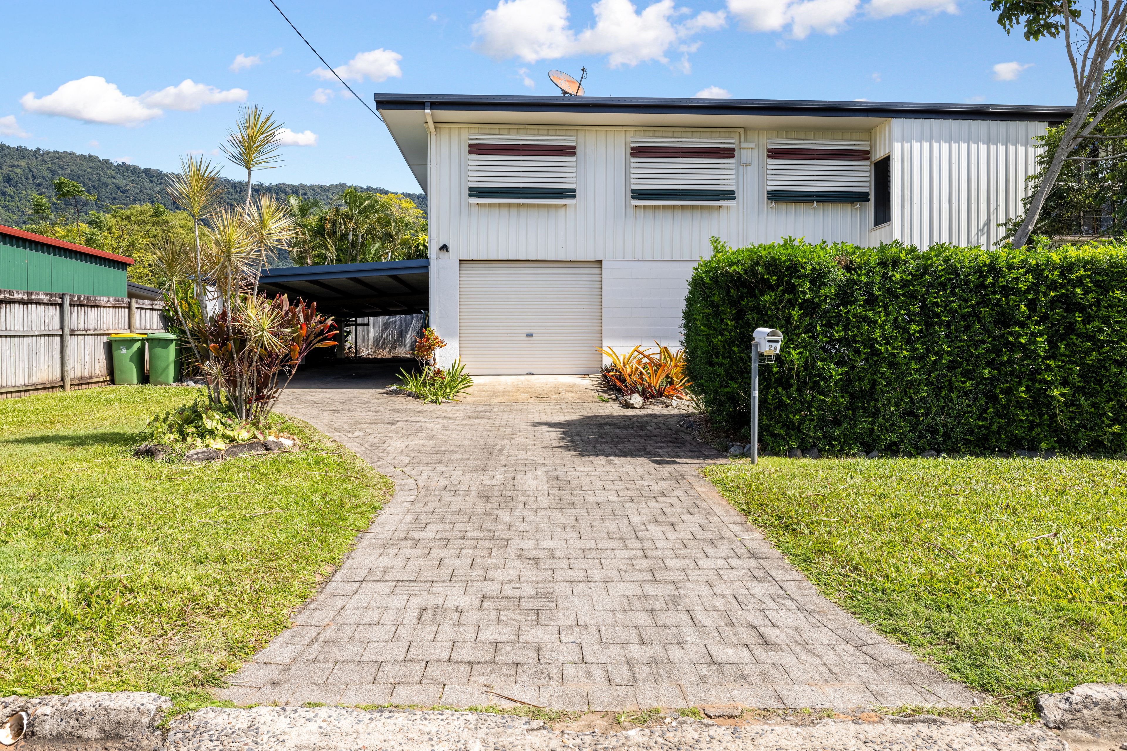 28 Agate Street, Bayview Heights, QLD 4868