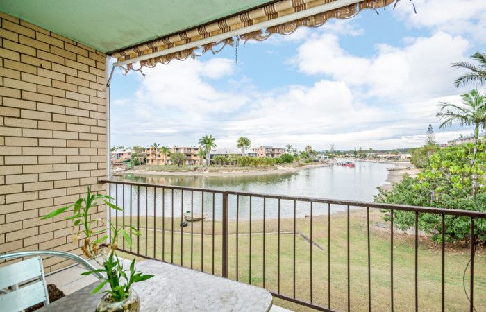 8/17 Goonawarra Drive, Mooloolaba, QLD 4557